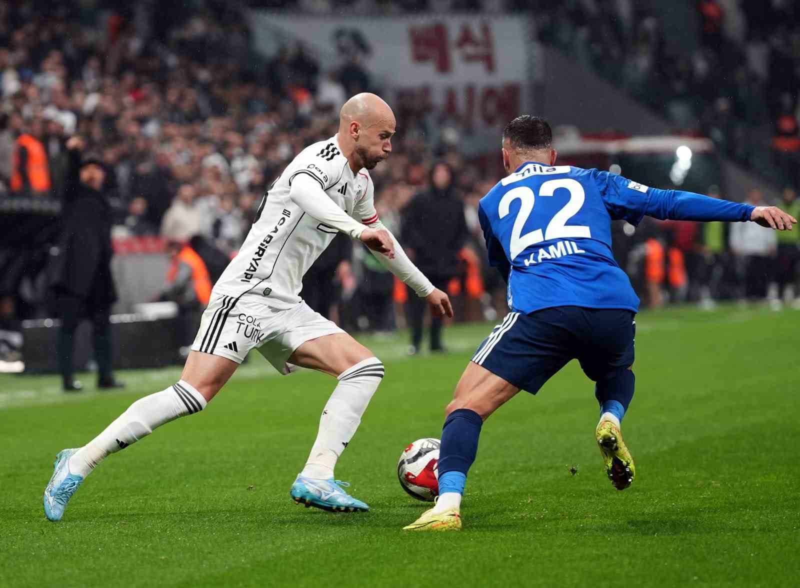 trendyol super lig besiktas 2 kasimpasa 0 ilk yari 7 AzHI1JOG