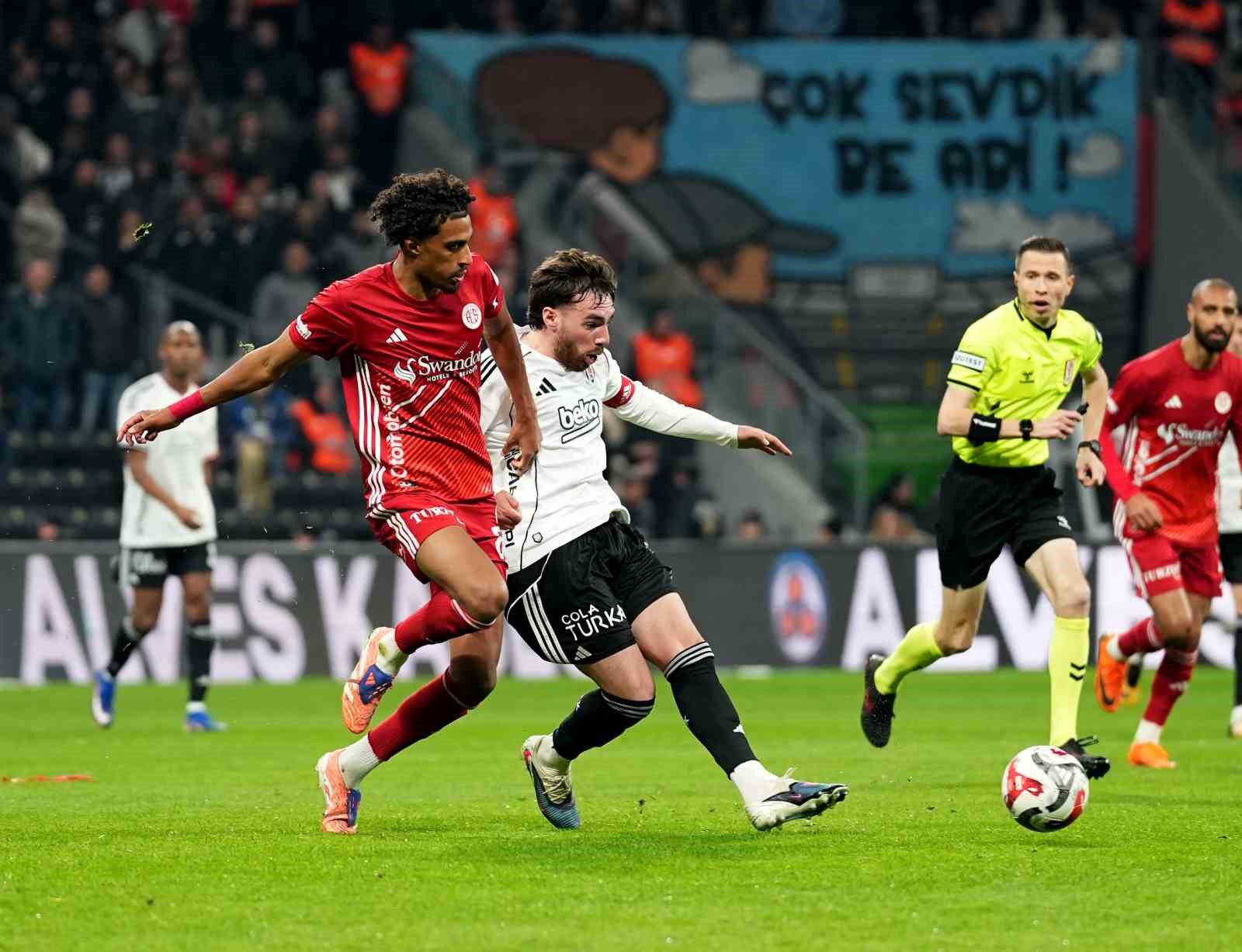 trendyol super lig besiktas 3 antalyaspor 1 ilk yari 15 2cMI9nzP