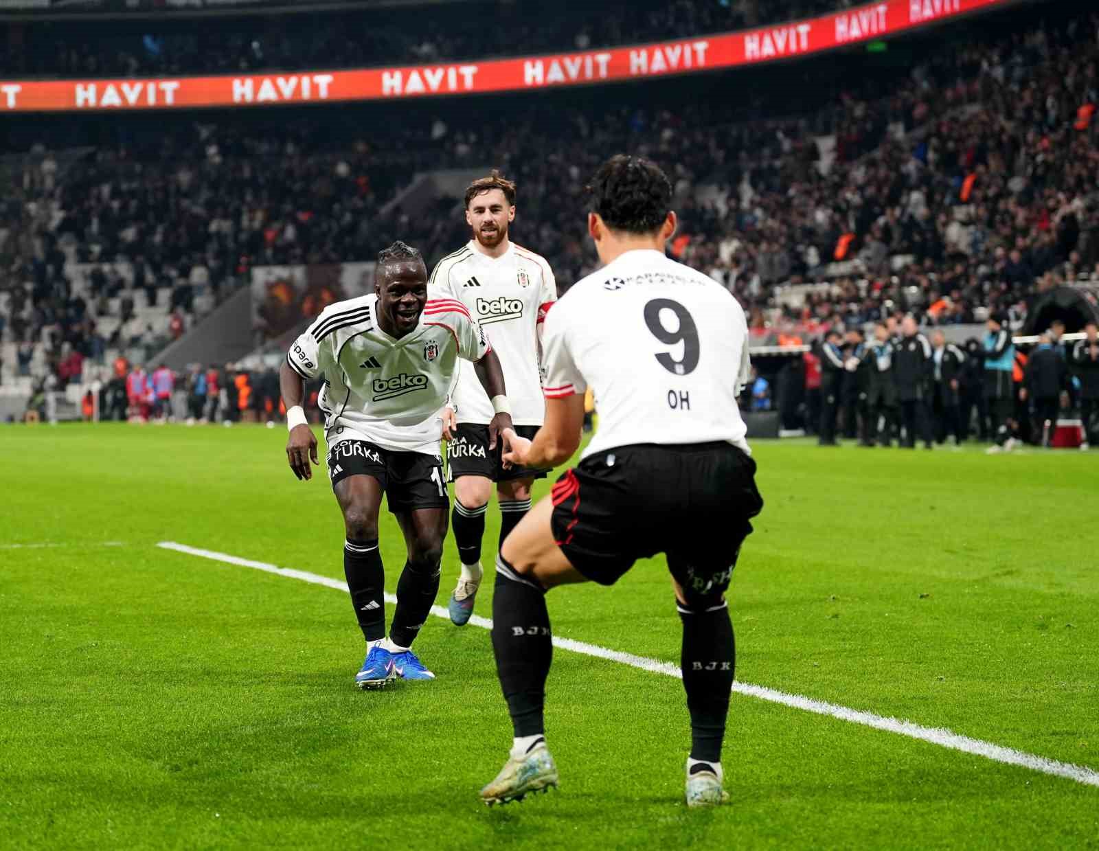 trendyol super lig besiktas 3 antalyaspor 1 ilk yari 5 kaLnmVAK
