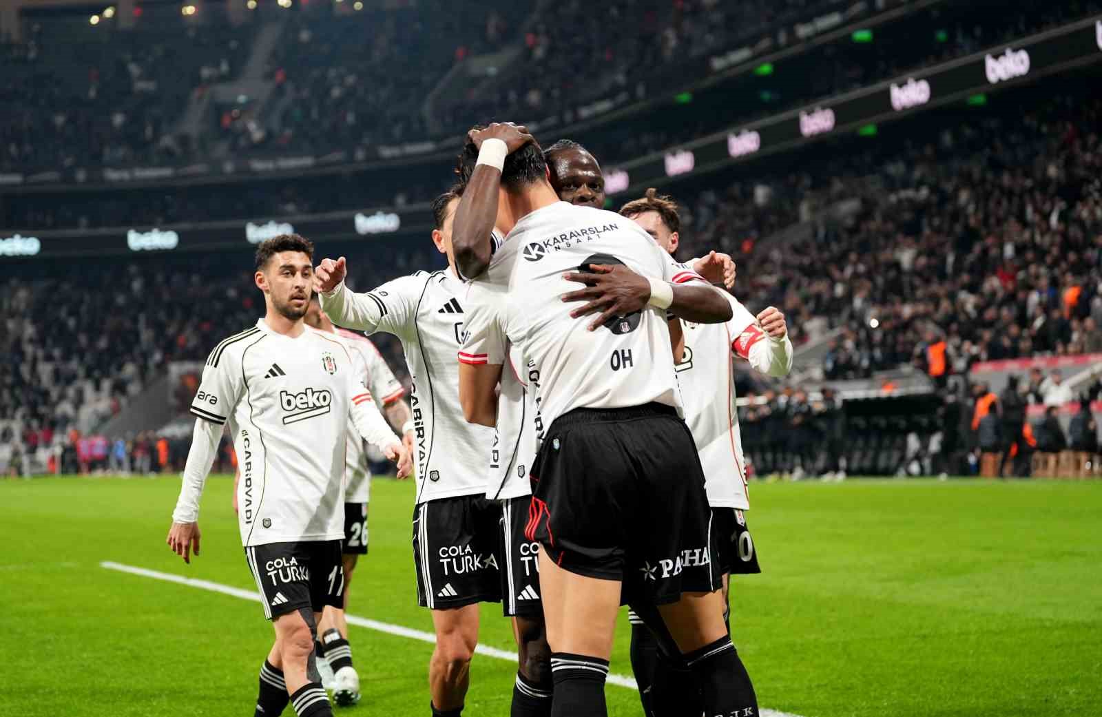 trendyol super lig besiktas 3 antalyaspor 1 ilk yari 8 RnHyFOTM