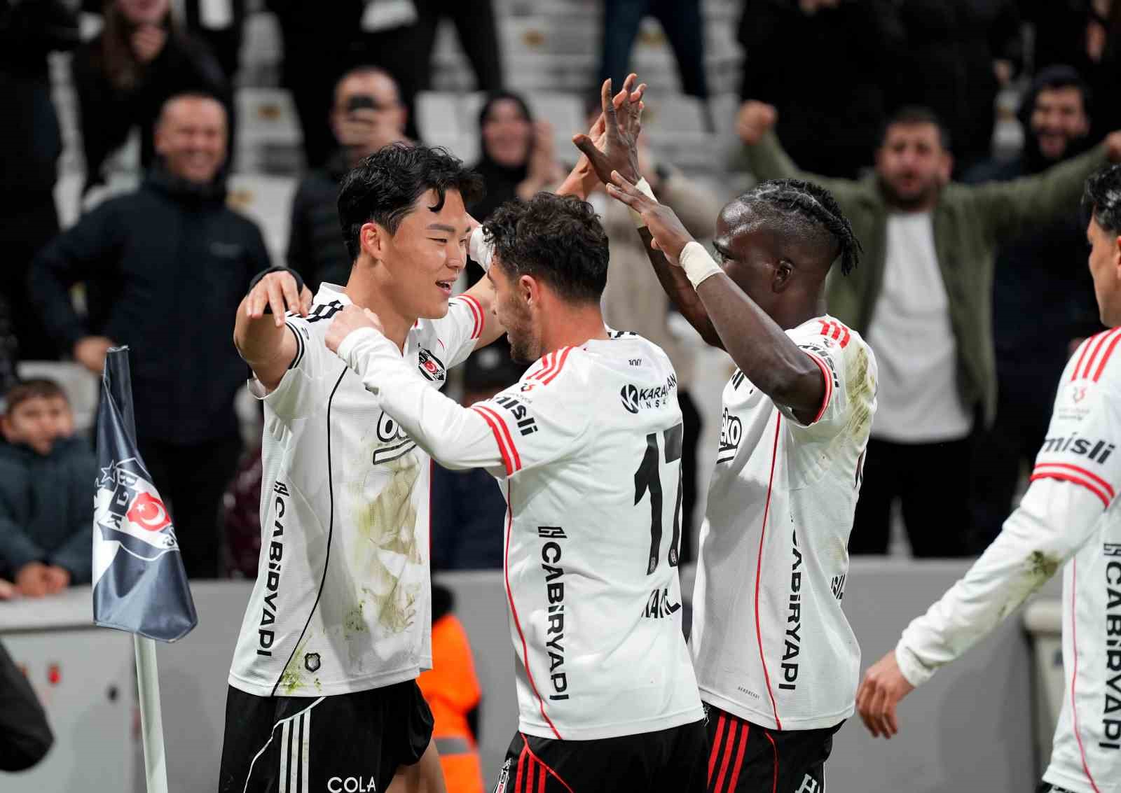 trendyol super lig besiktas 4 antalyaspor 2 mac sonucu 12