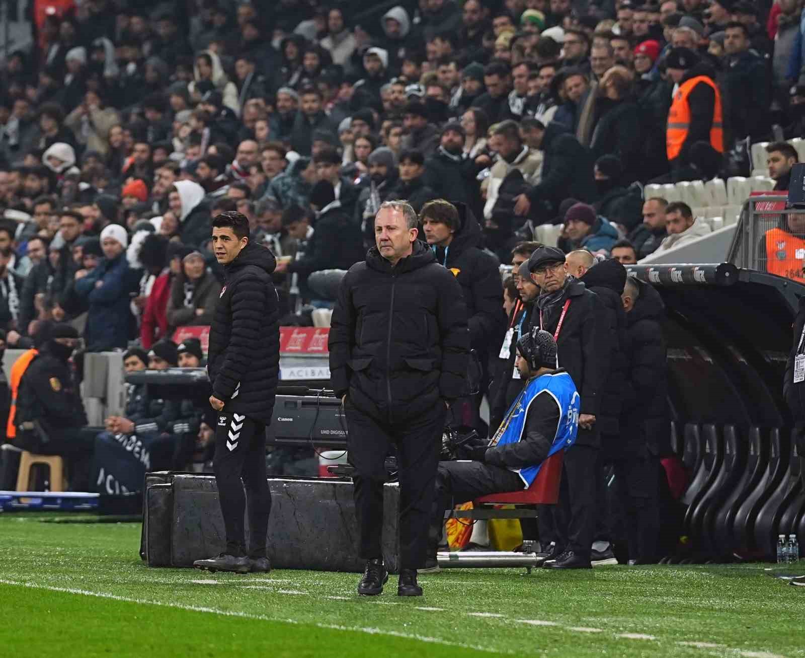 trendyol super lig besiktas 4 goztepe 0 mac sonucu 19