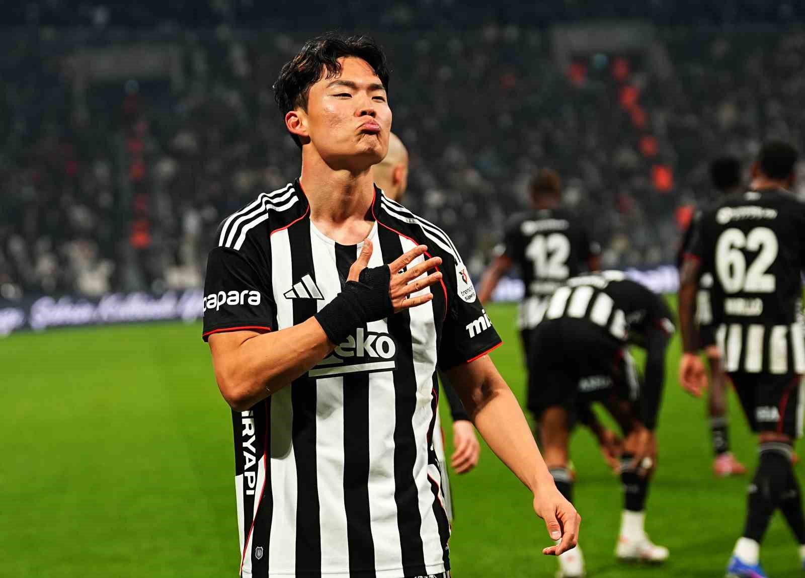trendyol super lig besiktas 4 goztepe 0 mac sonucu 4 EIfJFcK3