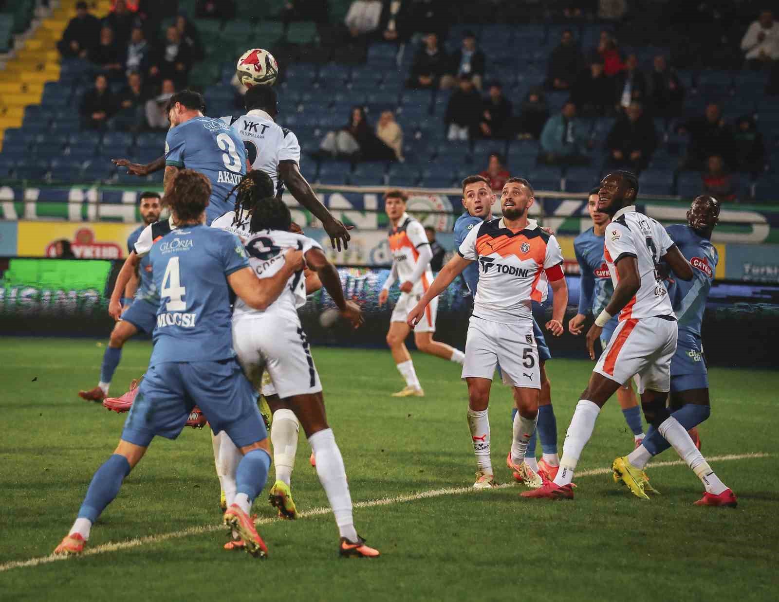 Trendyol Süper Lig: Çaykur Rizespor: 0 - Başakşehir: 0 (İlk yarı) 10 trendyol super lig caykur rizespor 0 basaksehir 0 ilk yari 6 3jF6LUYP