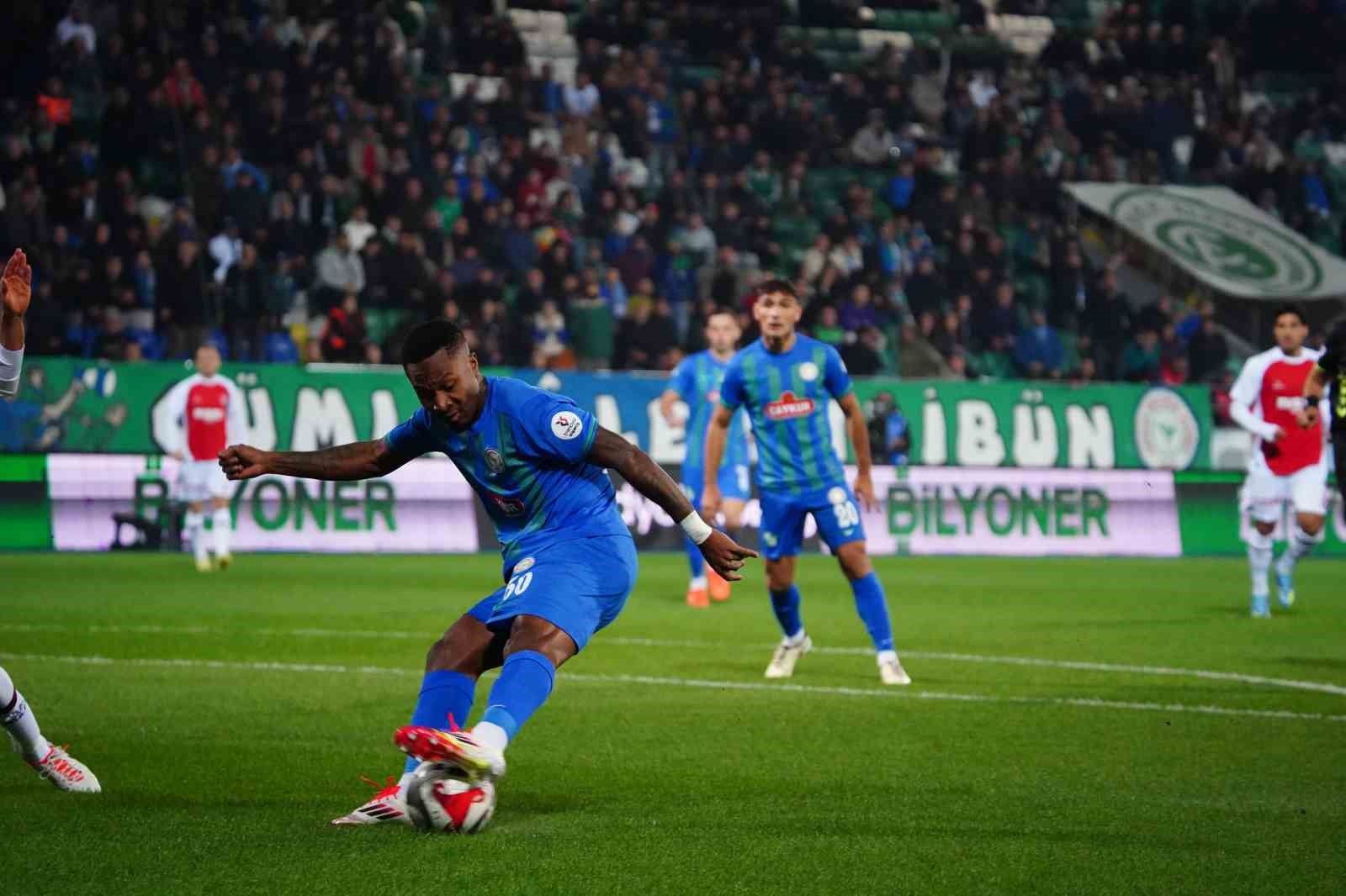 trendyol super lig caykur rizespor 0 fatih karagumruk 0 ilk yari 3