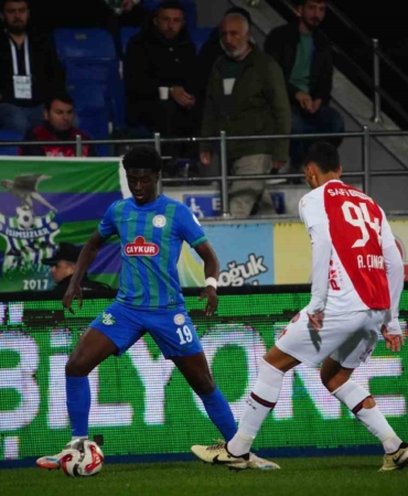 trendyol-super-lig-caykur-rizespor-0-fatih-karagumruk-0-ilk-yari-N9vWVhjz.jpg