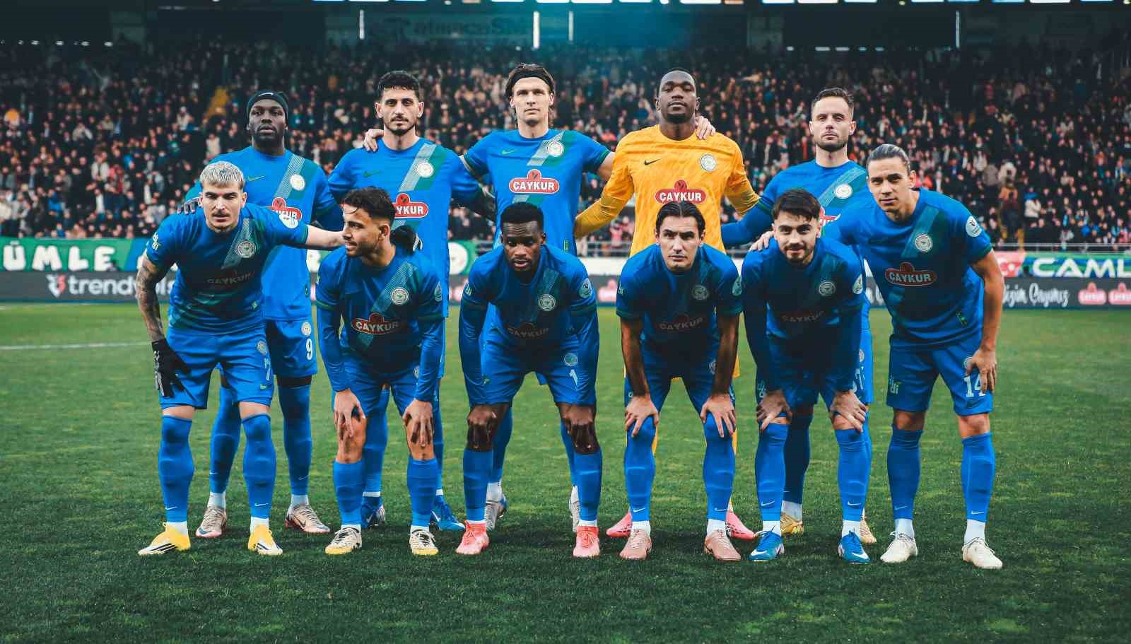 trendyol super lig caykur rizespor 0 galatasaray 1 mac devam ediyor 12 nrrPeLAr