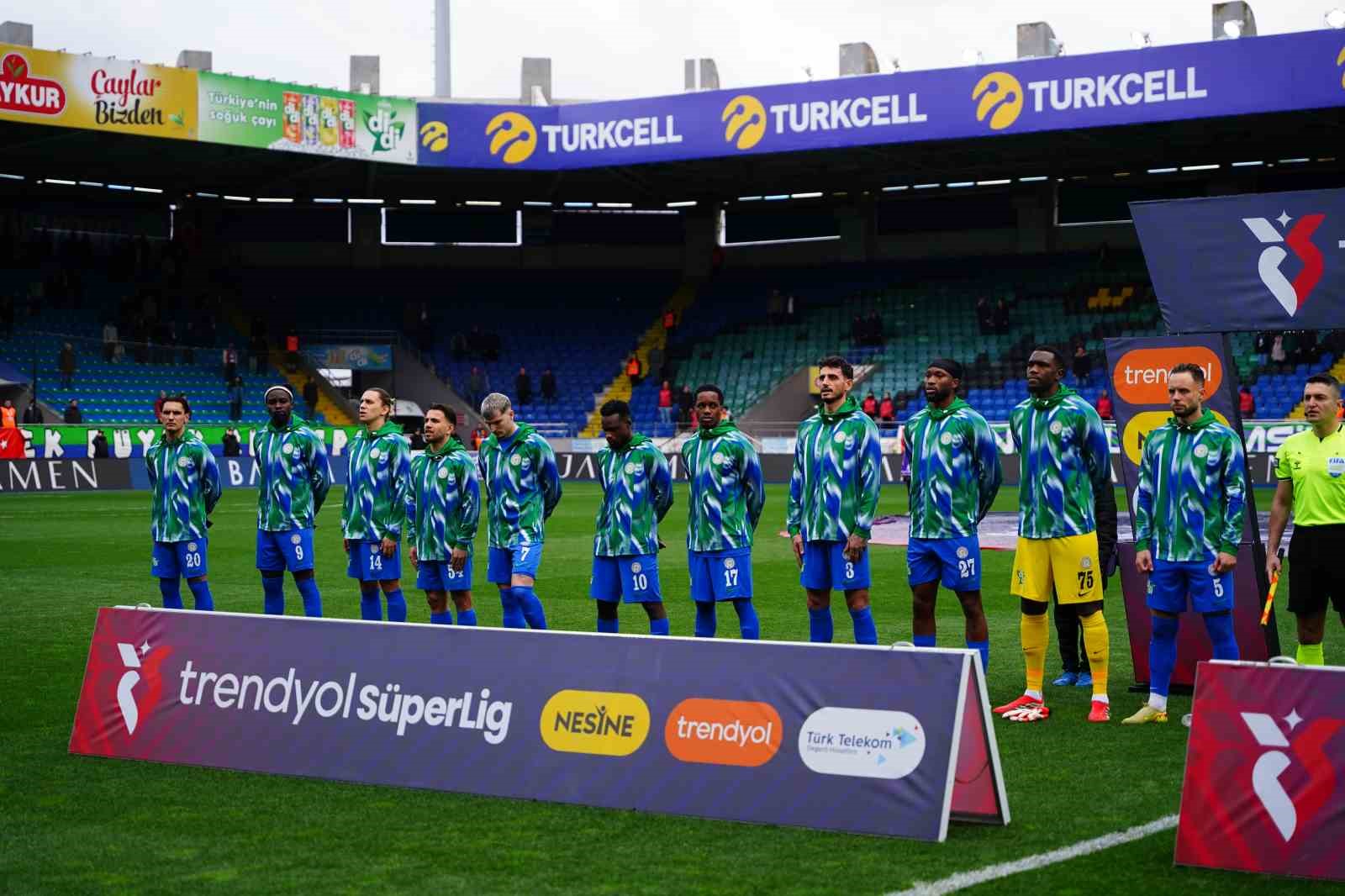 trendyol super lig caykur rizespor 1 antalyaspor 0 ilk yari 12 uXTK5B57