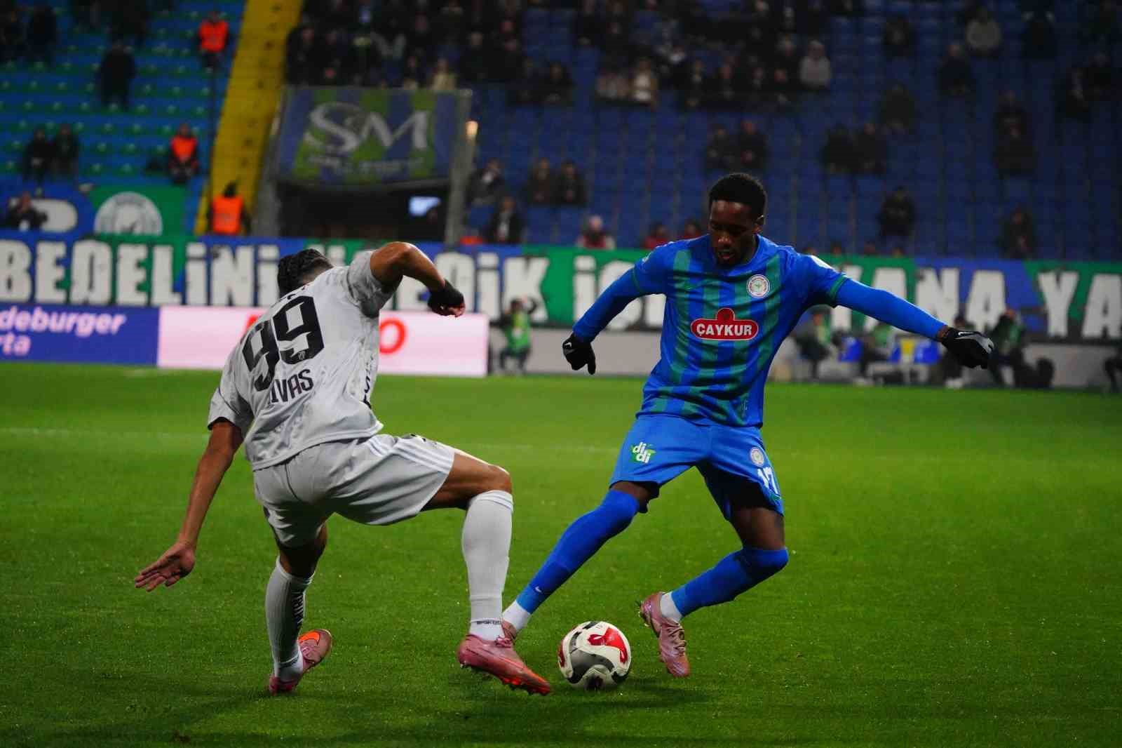 trendyol super lig caykur rizespor 1 kocaelispor 0 ilk yari 10 yXNI2hfS
