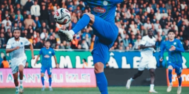 trendyol-super-lig-caykur-rizespor-1-trabzonspor-2-ilk-yari-LKw9vQzR.jpg