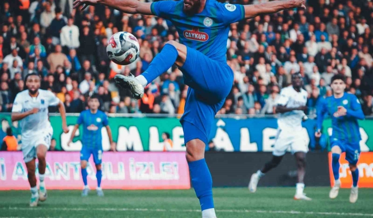 trendyol-super-lig-caykur-rizespor-1-trabzonspor-2-ilk-yari-LKw9vQzR.jpg
