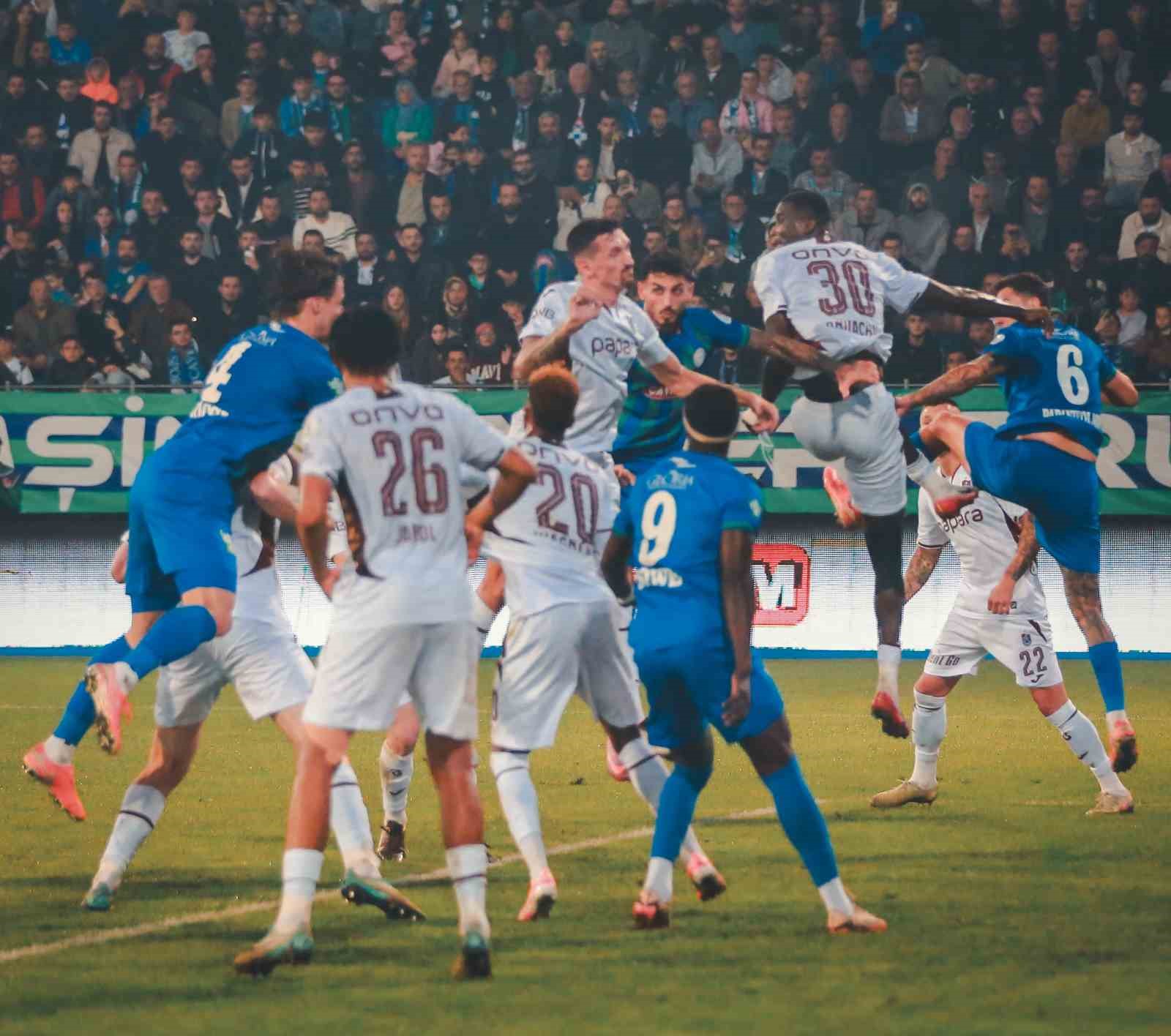 Trendyol Süper Lig: Çaykur Rizespor: 1 - Trabzonspor: 2 (Maç sonucu) 7 trendyol super lig caykur rizespor 1 trabzonspor 2 mac sonucu 3 JZjpz5yA