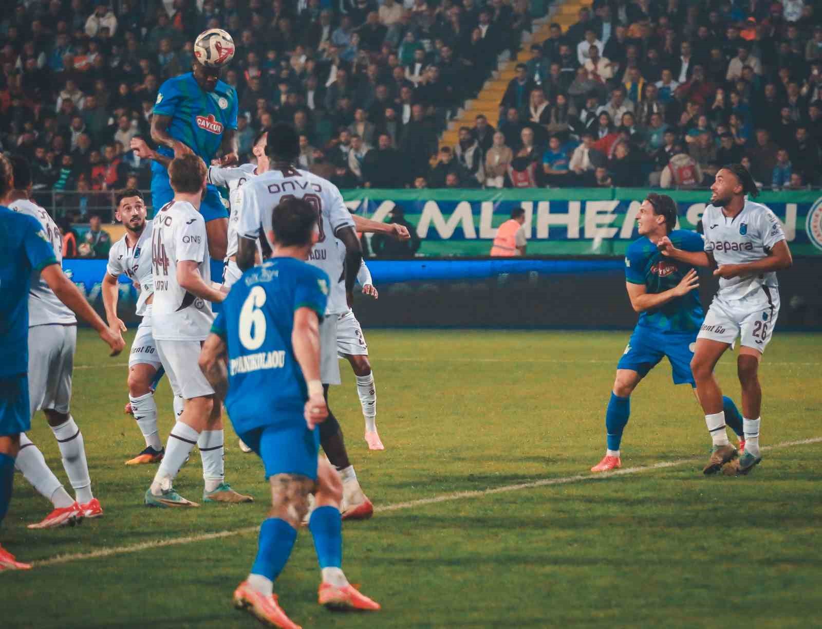 Trendyol Süper Lig: Çaykur Rizespor: 1 - Trabzonspor: 2 (Maç sonucu) 10 trendyol super lig caykur rizespor 1 trabzonspor 2 mac sonucu 6 dYKSsbb6
