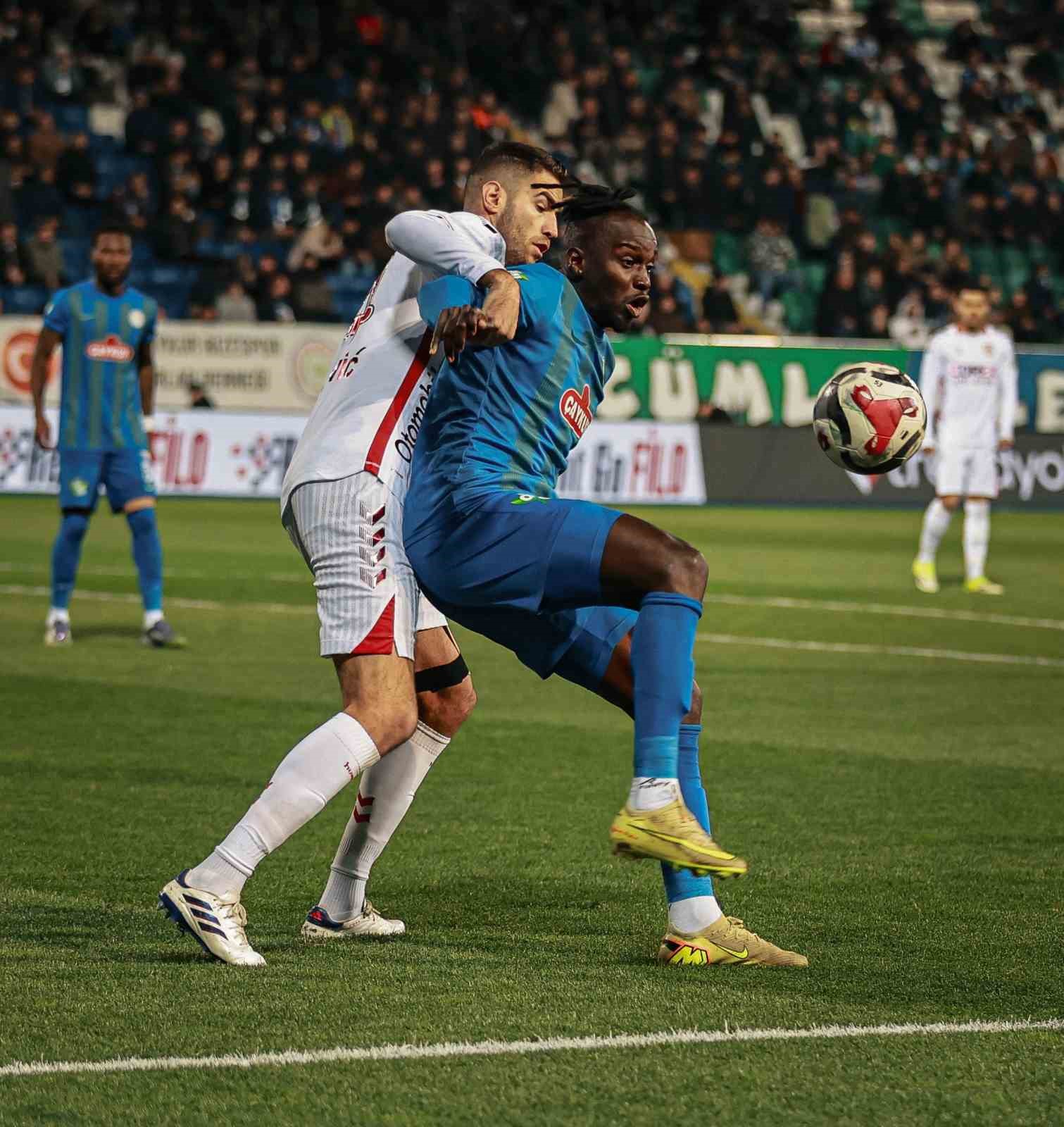 trendyol super lig caykur rizespor 3 samsunspor 0 ilk yari 25 FXqm3N2K