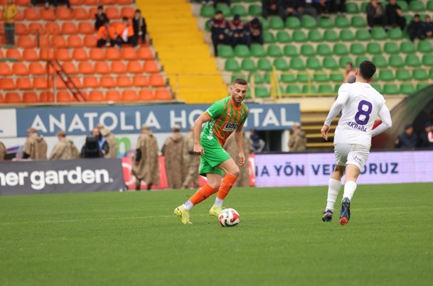 Trendyol Süper Lig: Corendon Alanyaspor: 1 - Eyüpspor: 0 (İlk yarı) 8 trendyol super lig corendon alanyaspor 1 eyupspor 0 ilk yari 4 lD6BKsKK