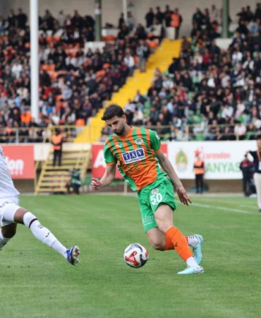 trendyol-super-lig-corendon-alanyaspor-1-trabzonspor-1-mac-sonucu-VD9vcqIE.jpg