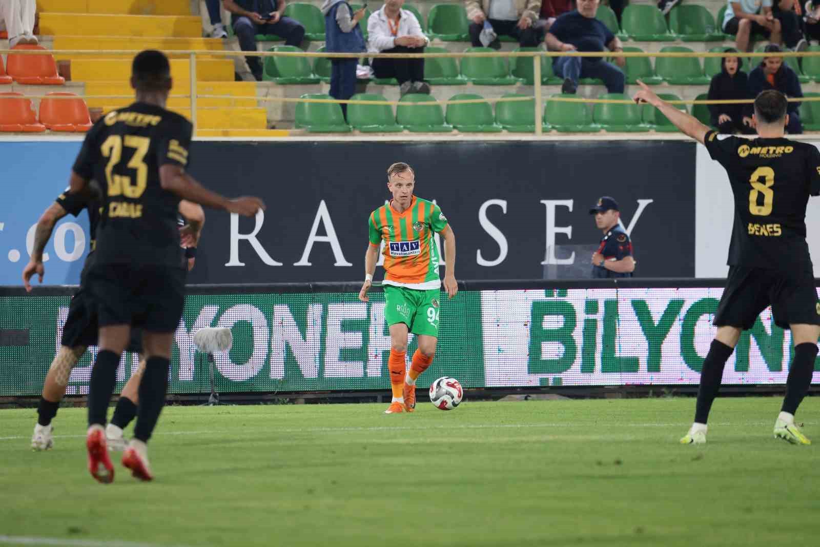 trendyol super lig corendon alanyaspor 2 kayserispor 1 ilk yari 5 vYmf4bUG
