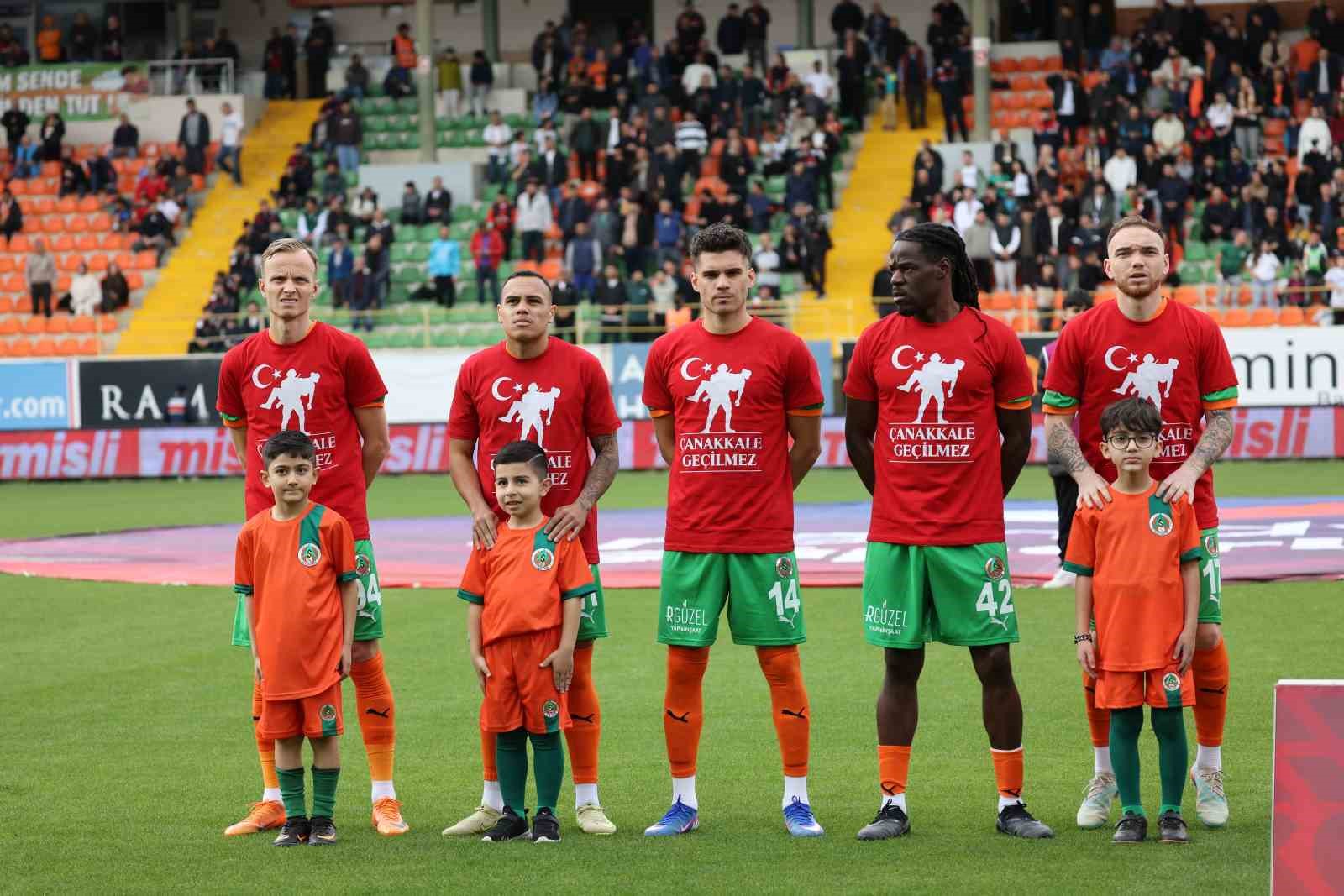 trendyol super lig corendon alanyaspor 2 kocaelispor 0 ilk yari 0 f7YqJhB6