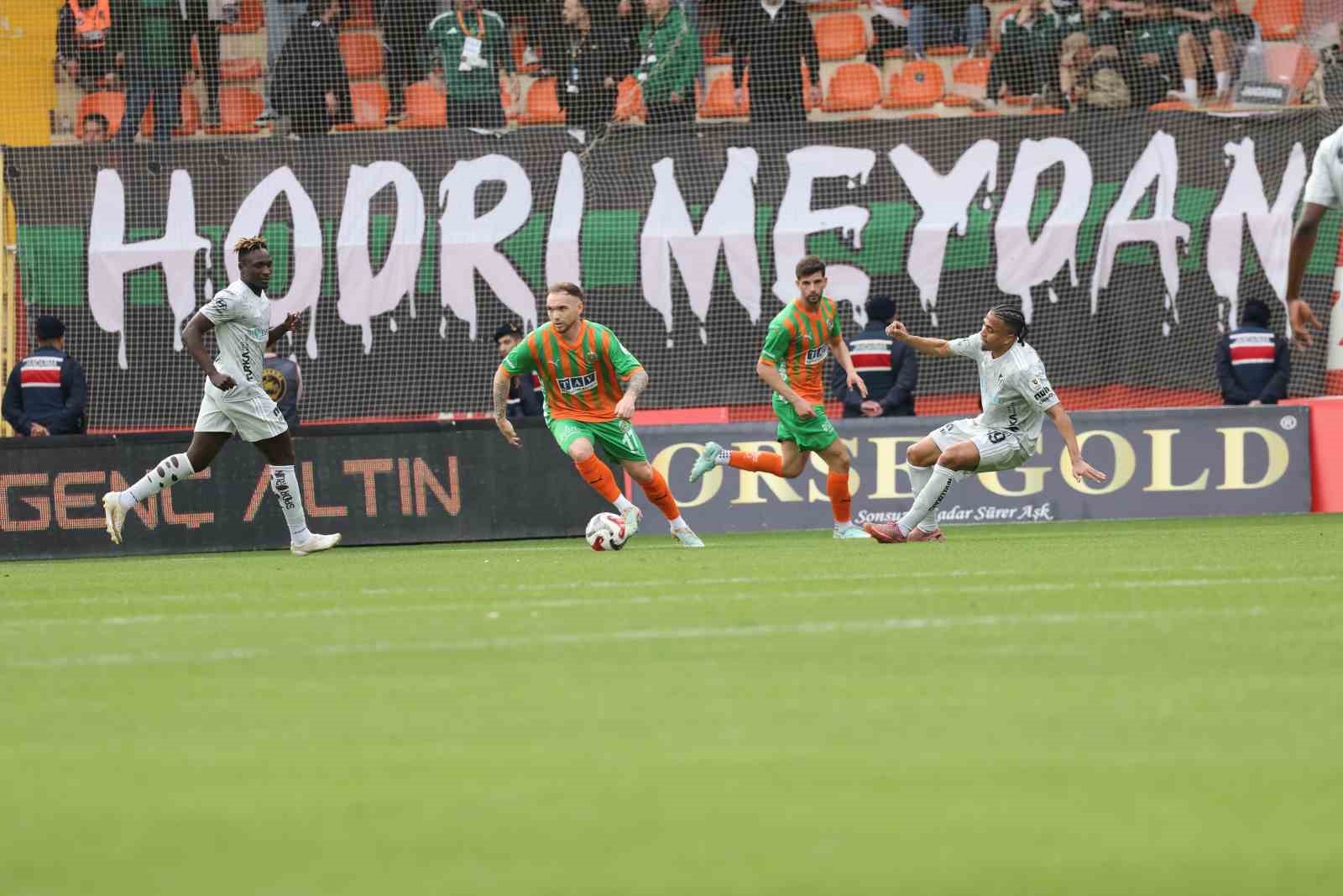 trendyol super lig corendon alanyaspor 2 kocaelispor 0 ilk yari 2