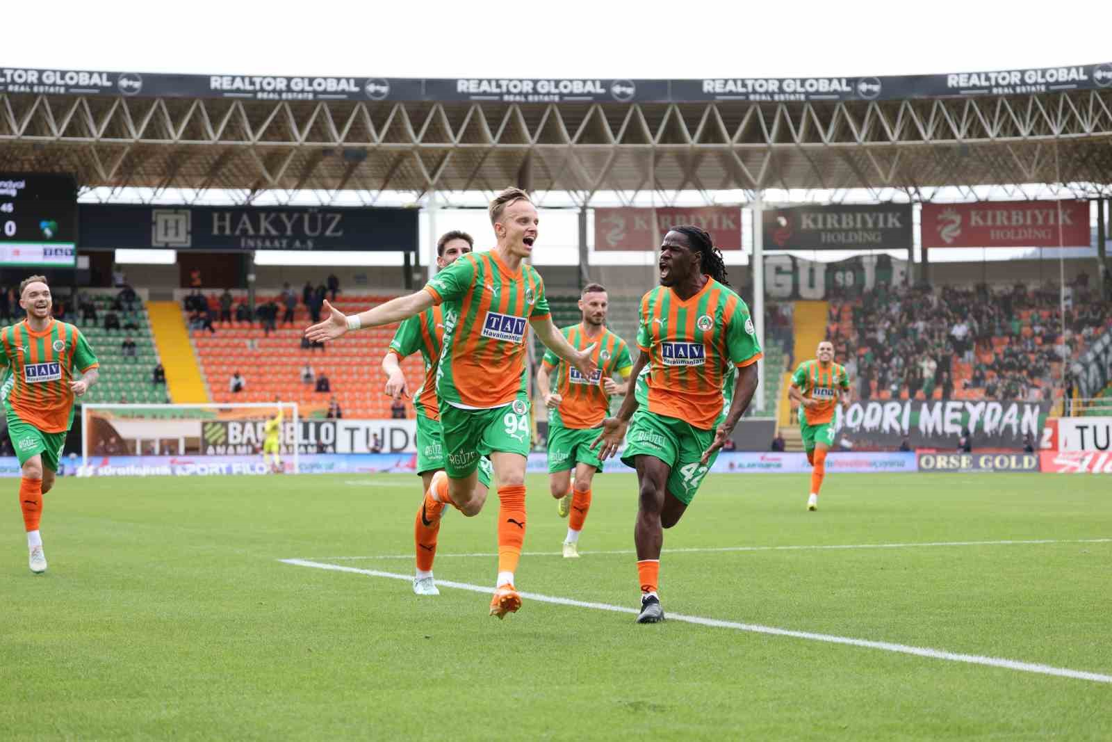 trendyol super lig corendon alanyaspor 2 kocaelispor 0 ilk yari 8 N6WLOUp8