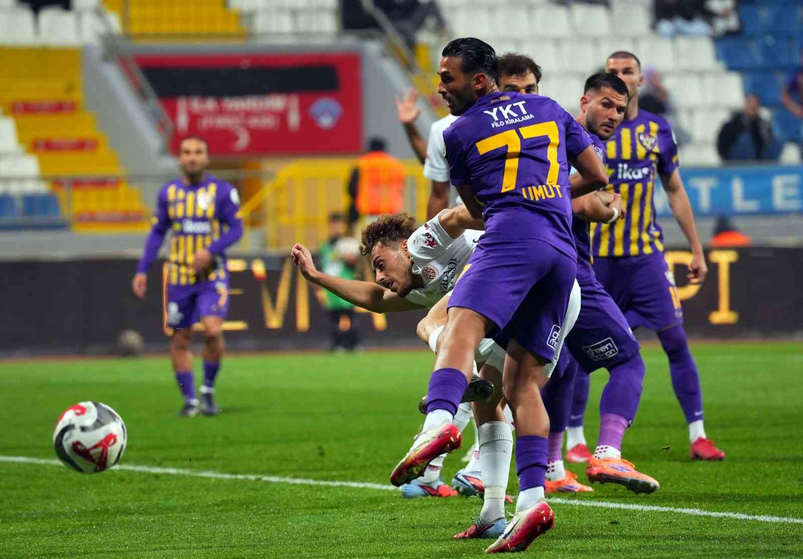 trendyol super lig eyupspor 0 antalyaspor 0 mac devam ediyor 11 jlnl6bT4