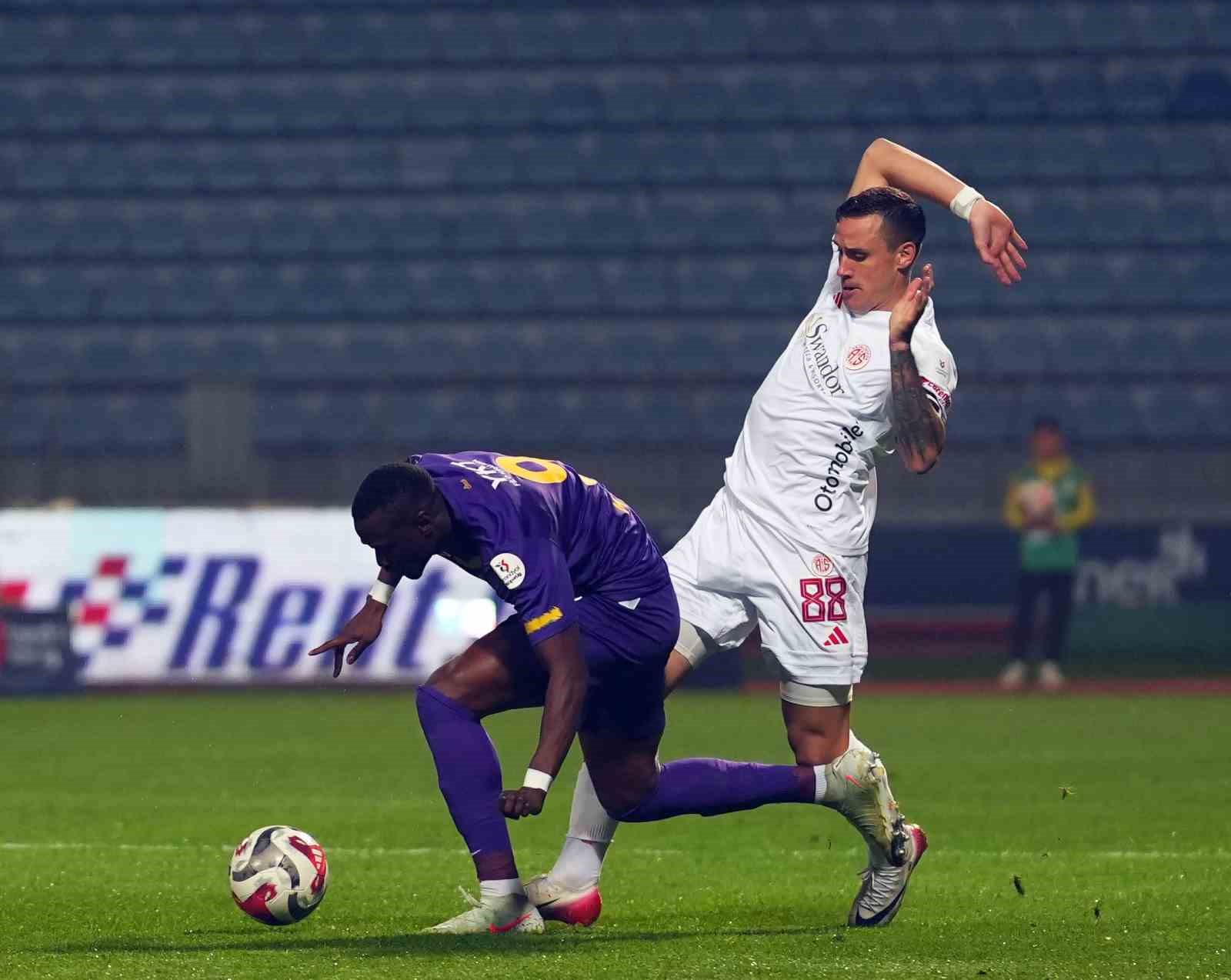 trendyol super lig eyupspor 0 antalyaspor 0 mac devam ediyor 7 VjUsIyZm