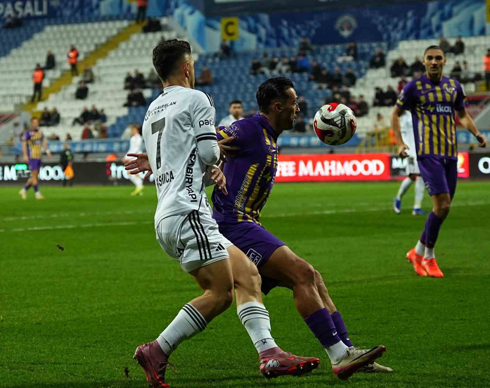 trendyol super lig eyupspor 0 besiktas 1 mac devam ediyor 0