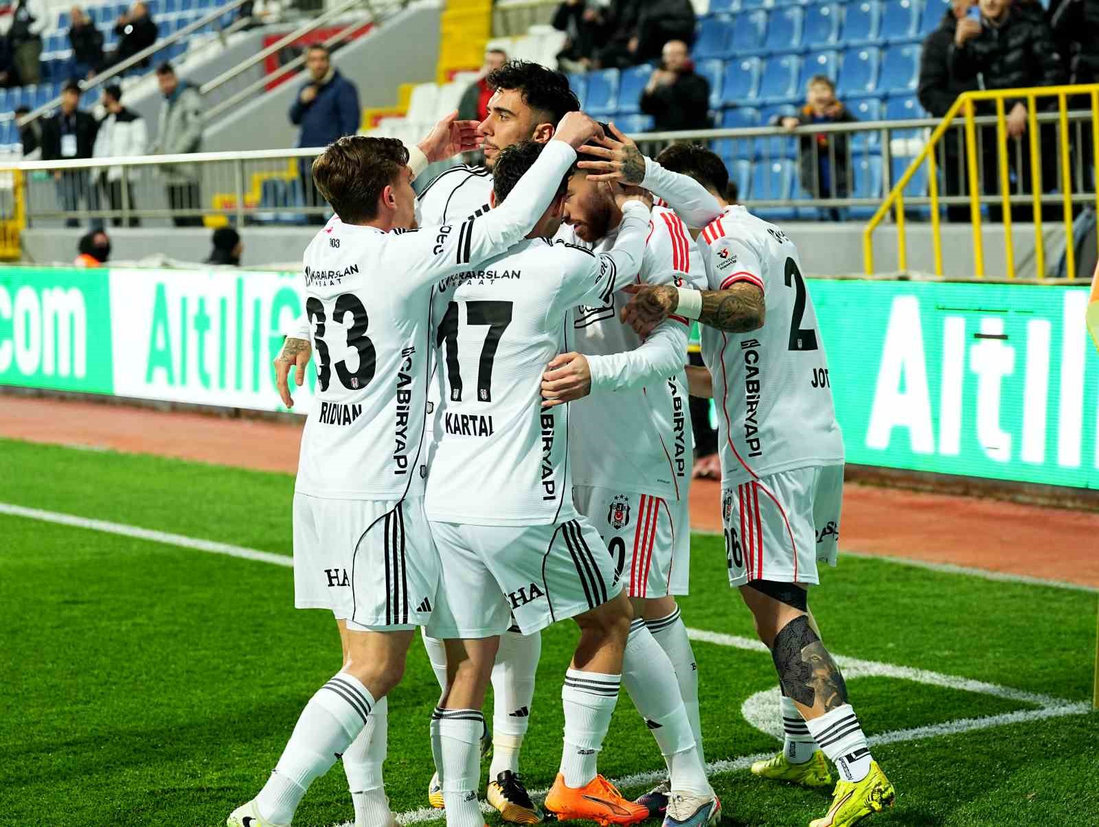 trendyol super lig eyupspor 0 besiktas 1 mac devam ediyor 18 EKDQUZkn