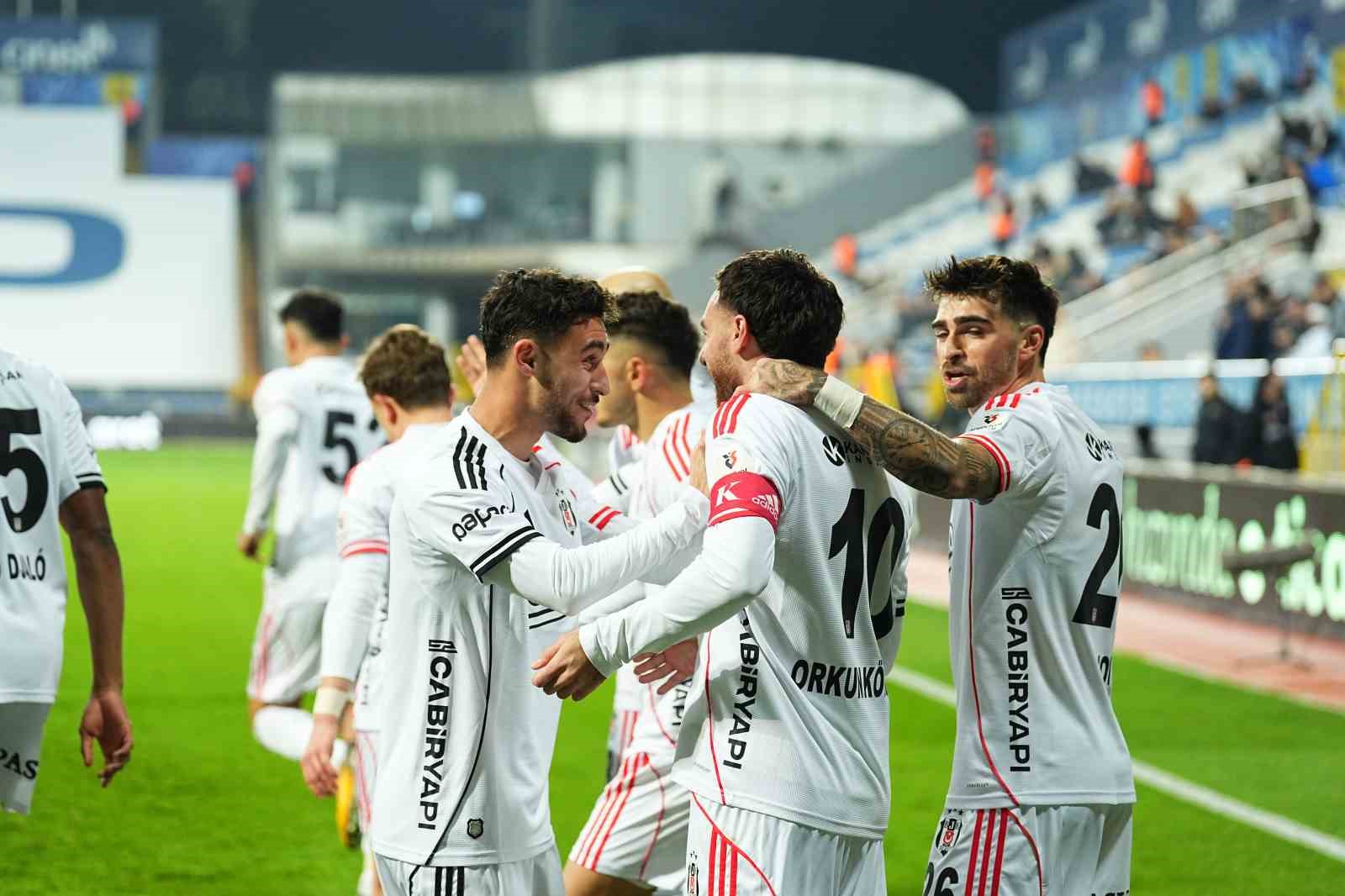 trendyol super lig eyupspor 0 besiktas 1 mac devam ediyor 22