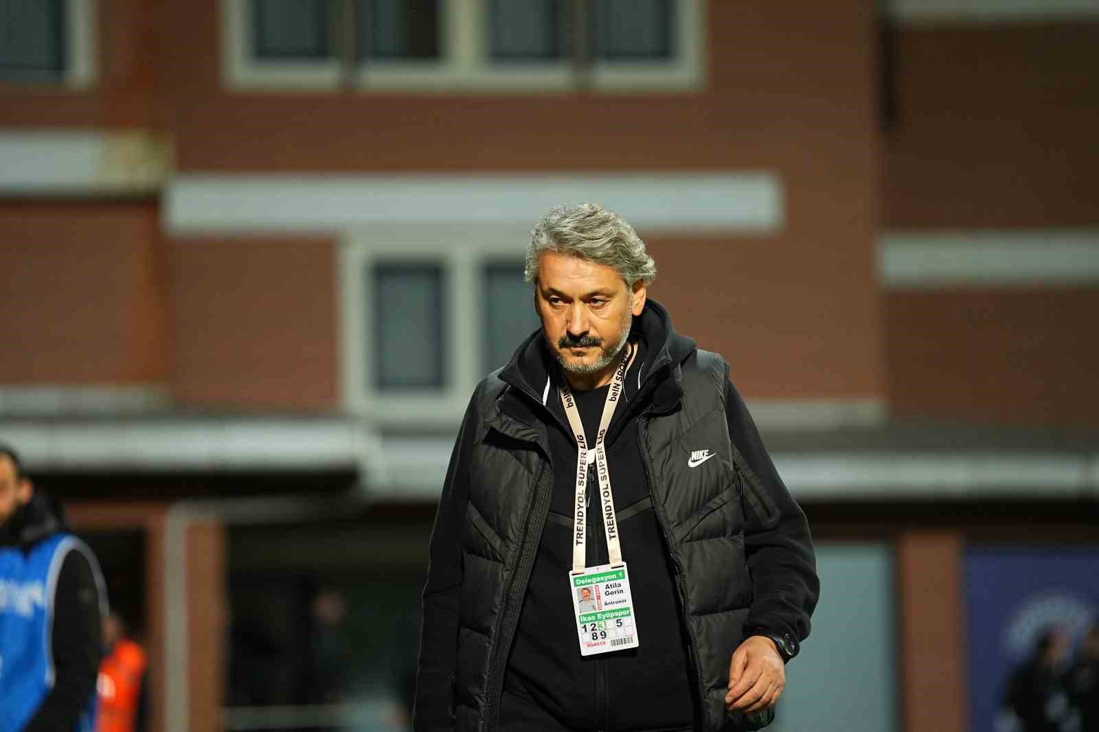trendyol super lig eyupspor 0 besiktas 1 mac devam ediyor 4 LXO3JZ2G