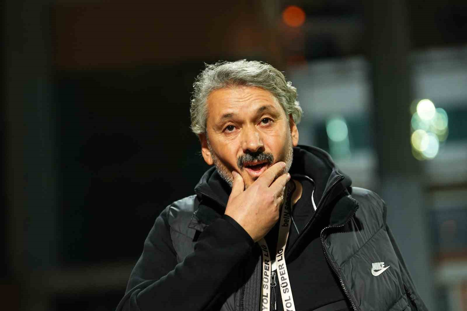 trendyol super lig eyupspor 0 besiktas 1 mac devam ediyor 5 aNnGqjdg