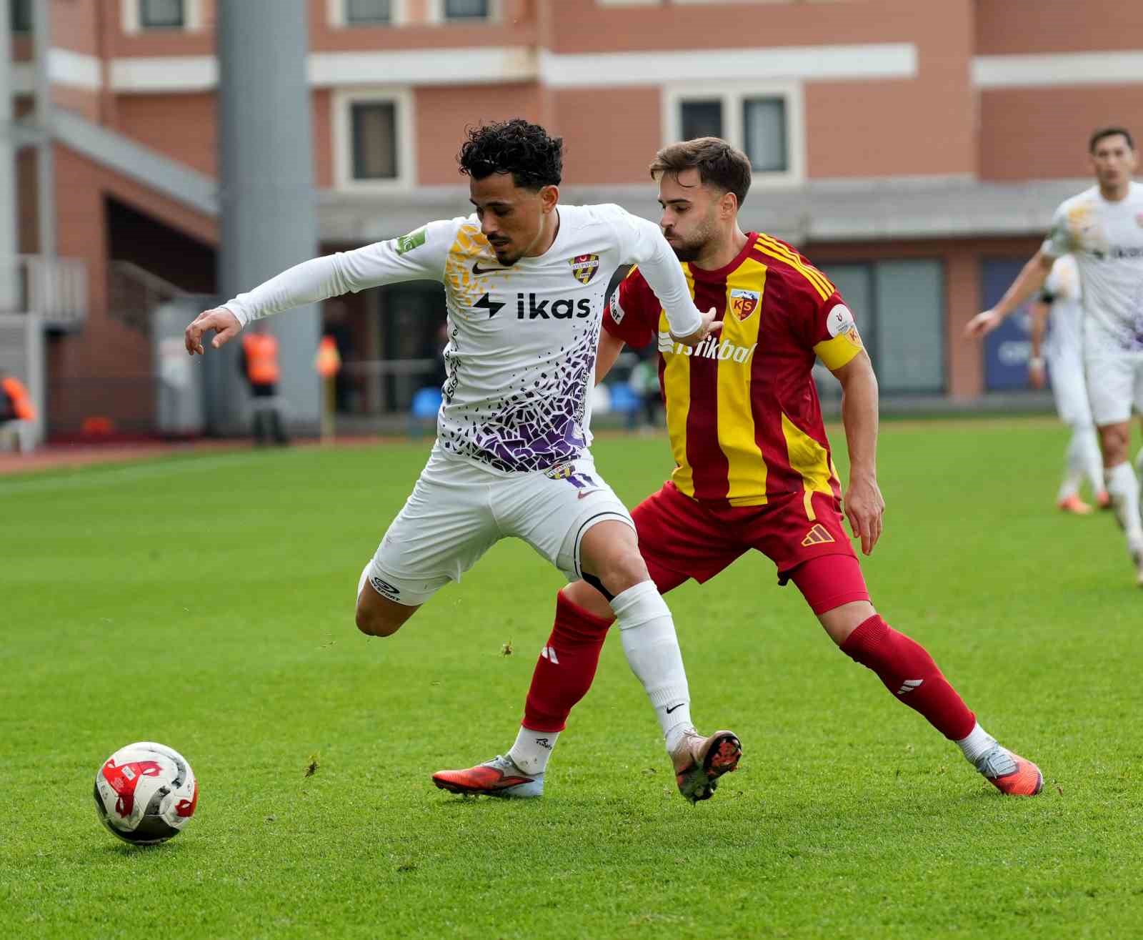Trendyol Süper Lig: Eyüpspor: 0 - Kayserispor:0 (İlk yarı) 8 trendyol super lig eyupspor 0 kayserispor0 ilk yari 4