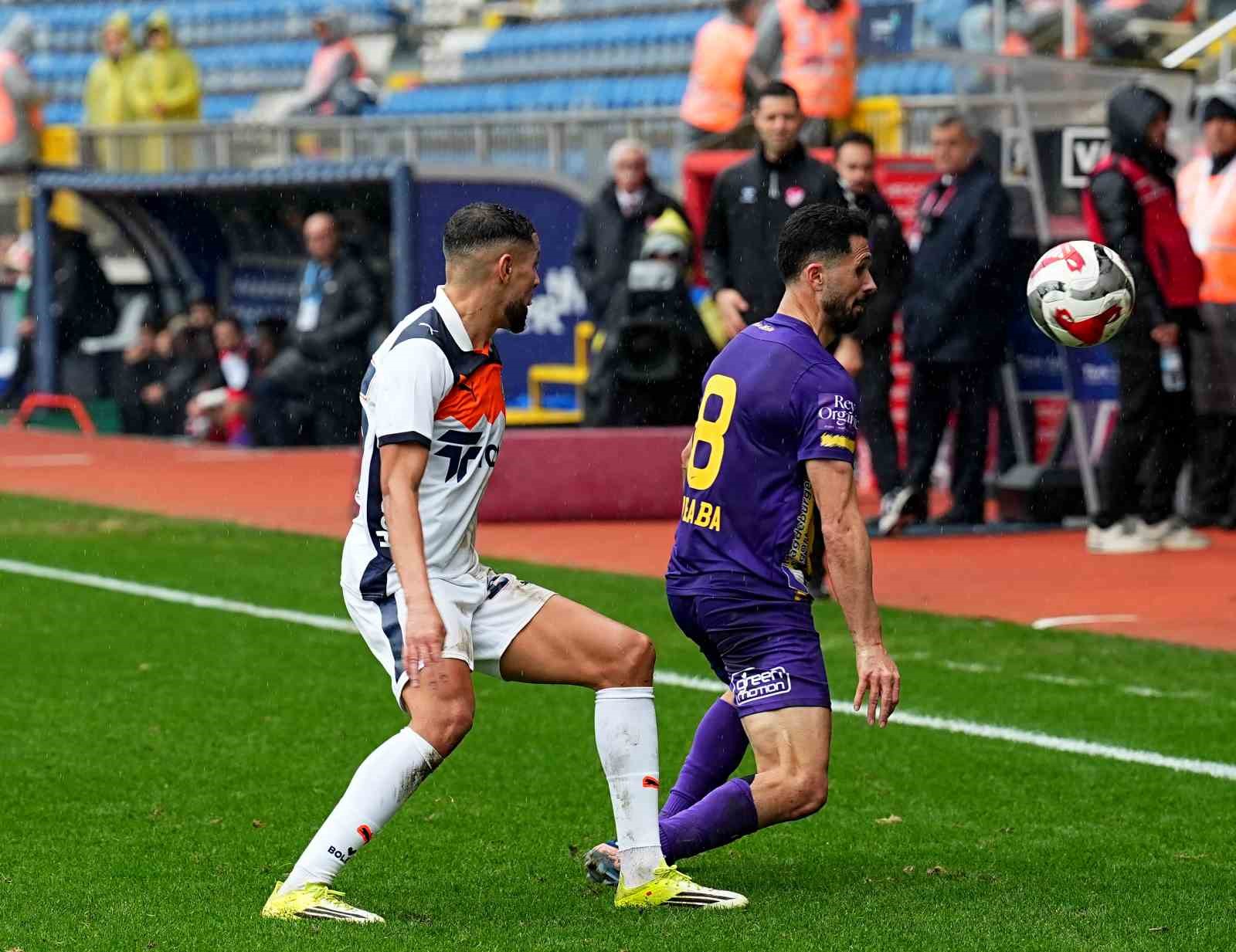 trendyol super lig eyupspor 0 rams basaksehir 1 ilk yari 13 ktmCRnBX