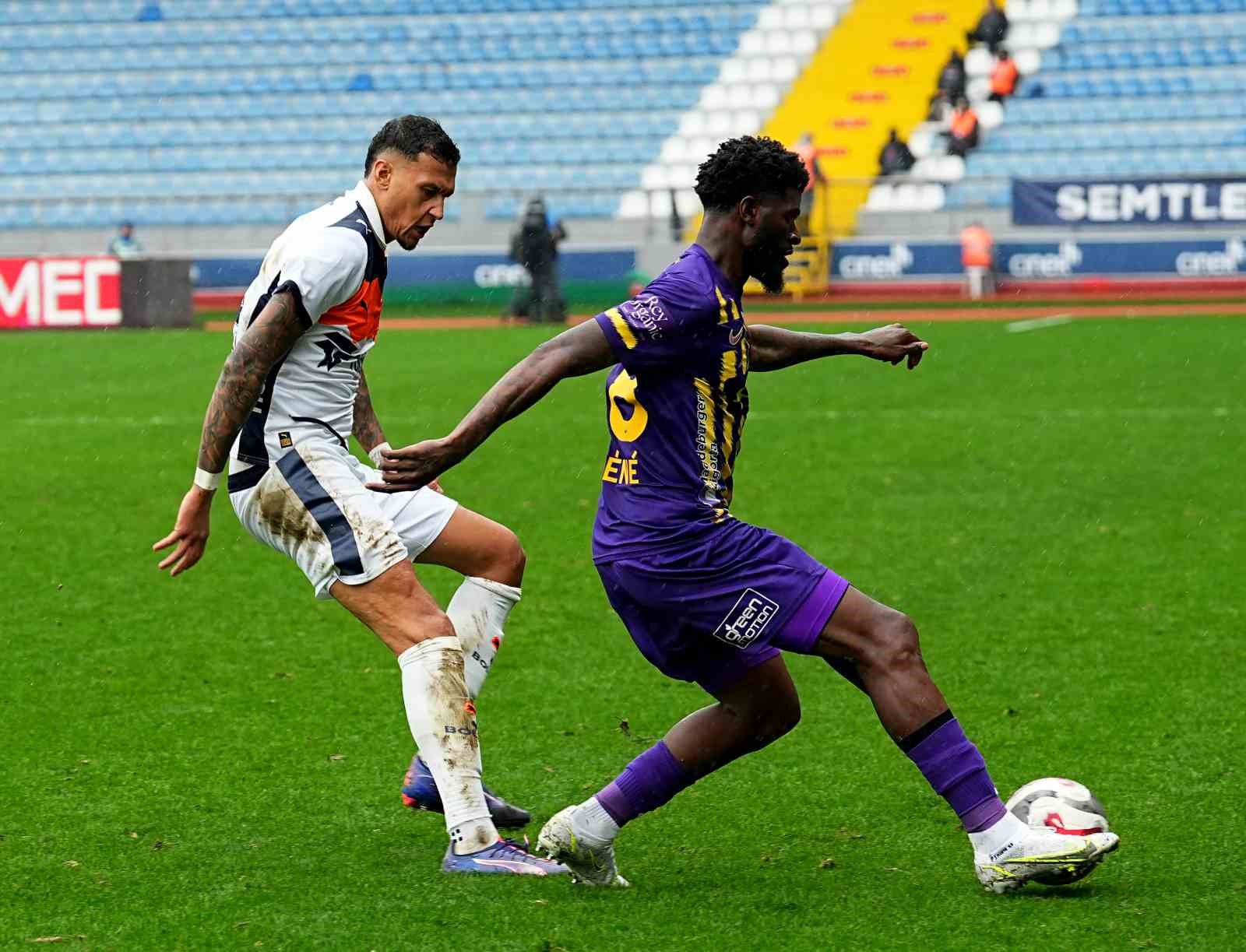 trendyol super lig eyupspor 0 rams basaksehir 1 ilk yari 14 yimngjNY