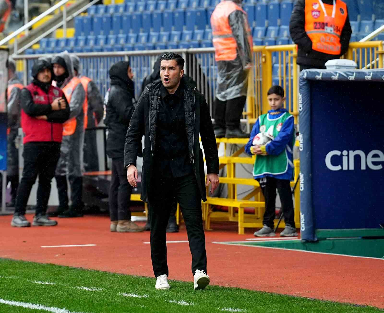 trendyol super lig eyupspor 0 rams basaksehir 1 ilk yari 2 crnnyc53
