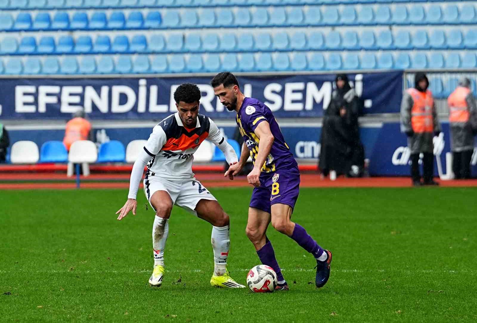trendyol super lig eyupspor 0 rams basaksehir 1 ilk yari 8 ynr349gE