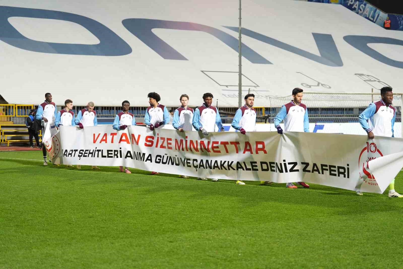 trendyol super lig eyupspor 0 trabzonspor 0 mac devam ediyor 0 5OwqgBss