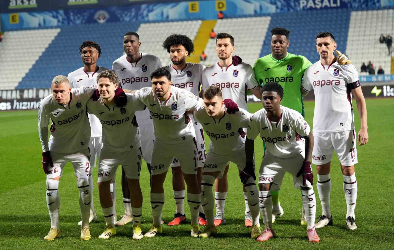trendyol super lig eyupspor 0 trabzonspor 0 mac devam ediyor 9
