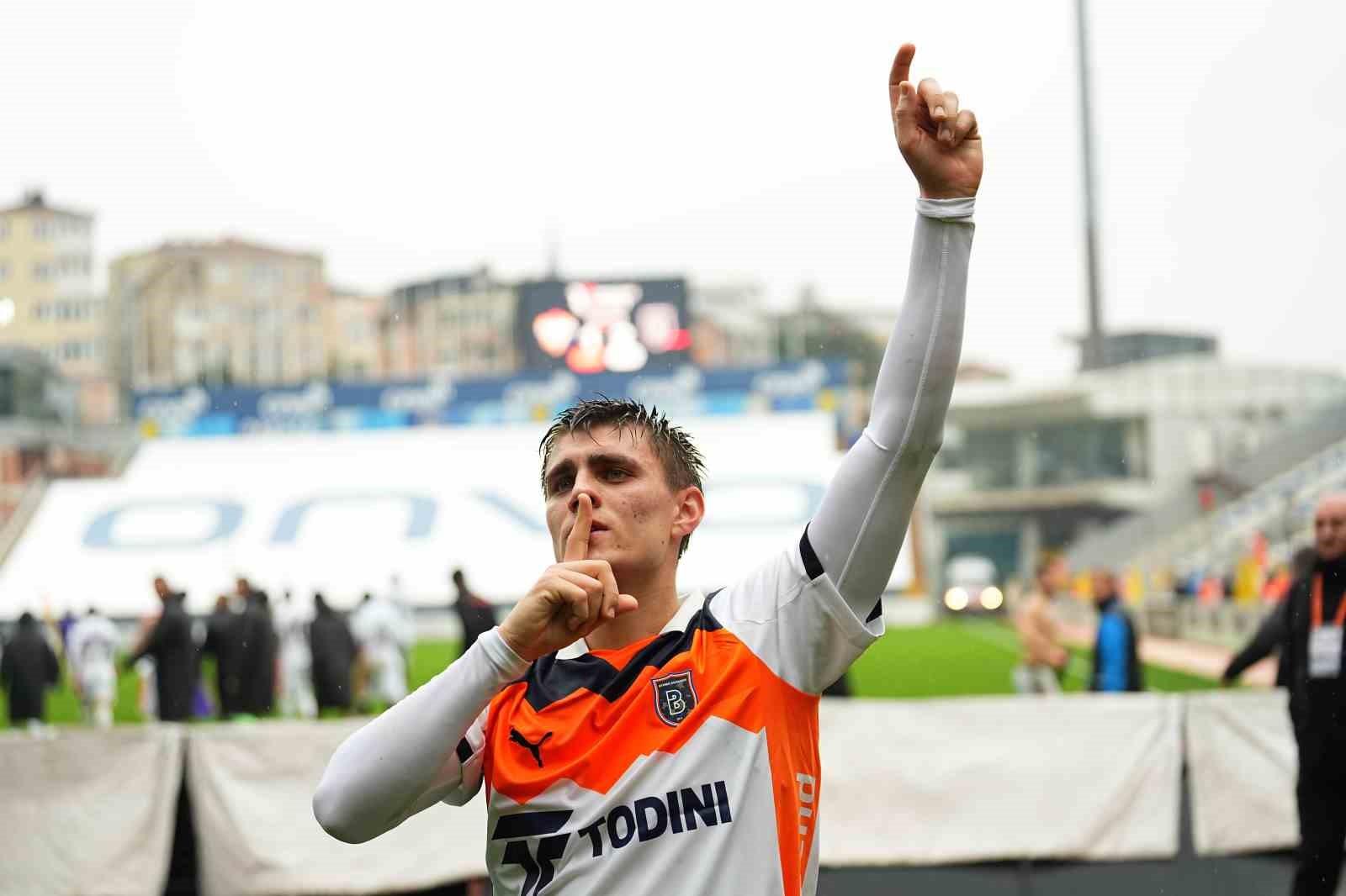 trendyol super lig eyupspor 1 rams basaksehir 2 mac sonucu 18 jttqj4QA