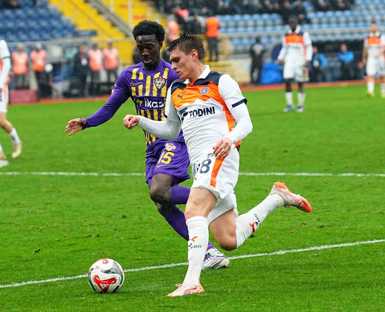 trendyol super lig eyupspor 1 rams basaksehir 2 mac sonucu 7 EnOGnnPX