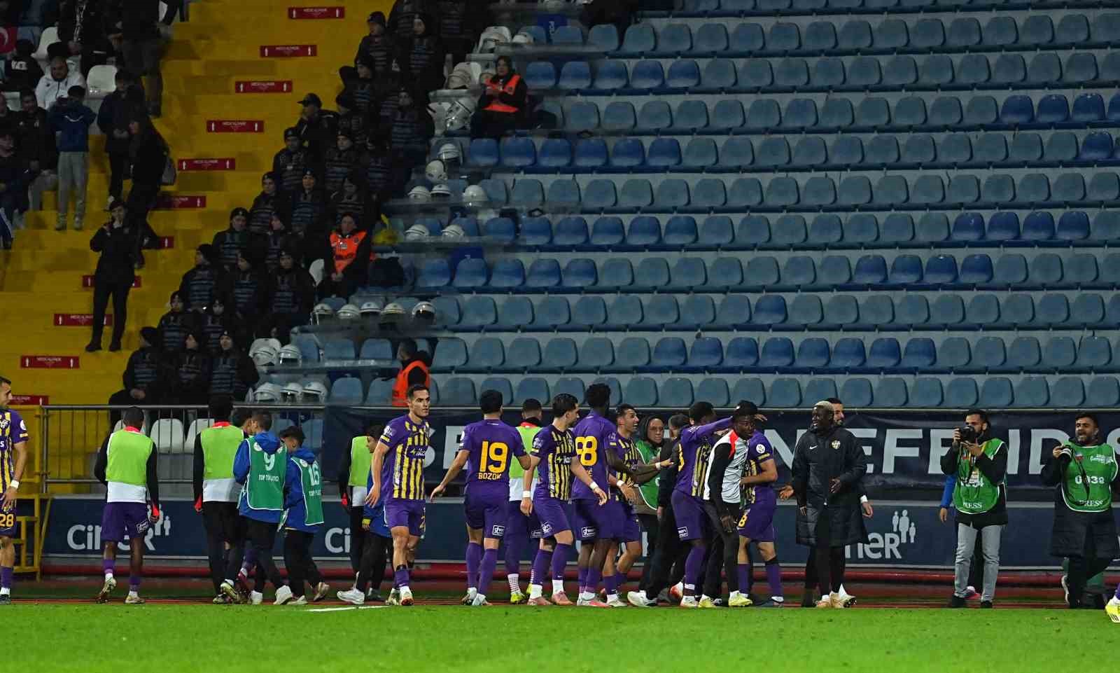 trendyol super lig eyupspor 2 besiktas 2 mac sonucu 40 3zzJh4Eh