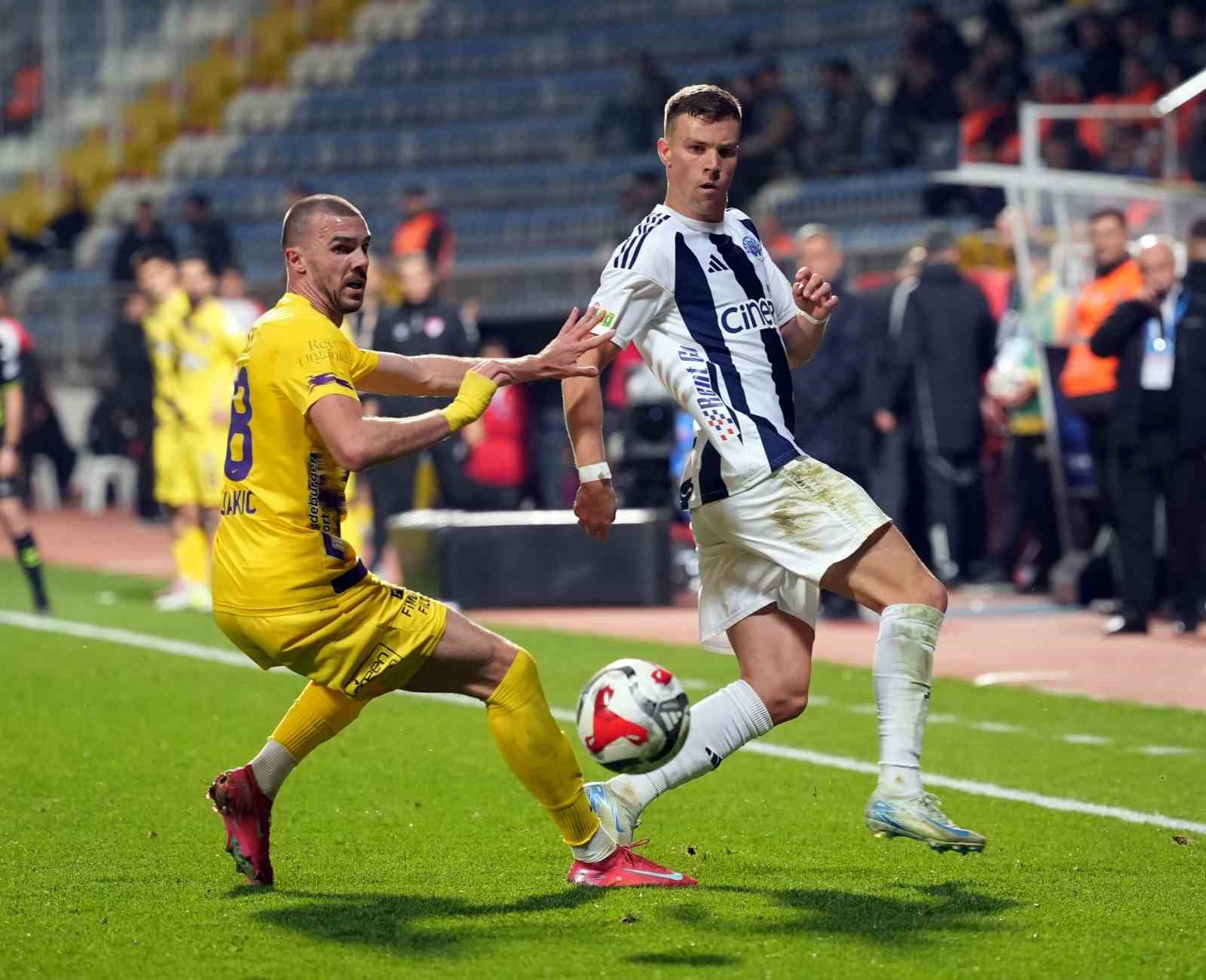 trendyol super lig eyupspor 2 kasimpasa 0 mac sonucu 13 C4BGz8sX