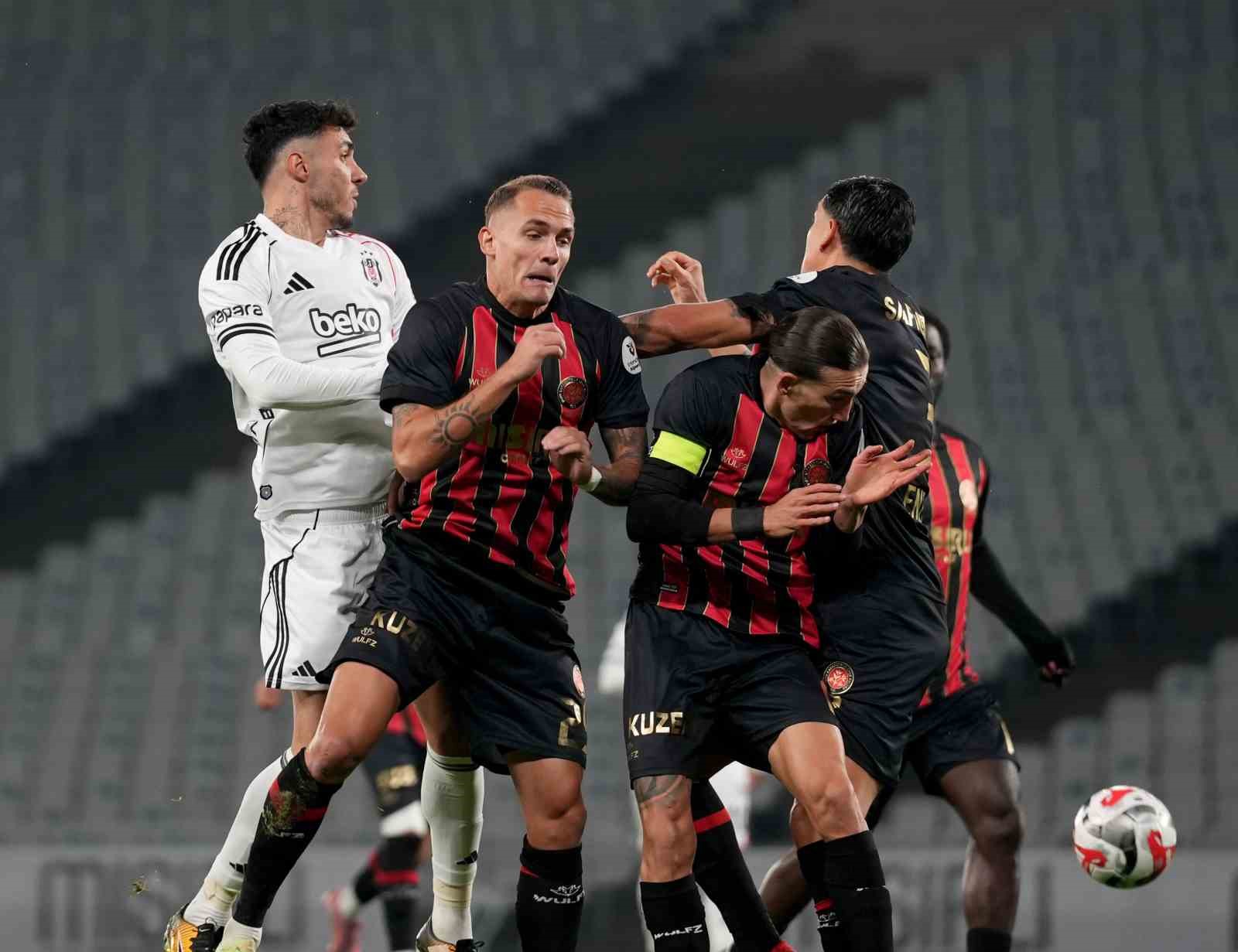 trendyol super lig fatih karagumruk 0 besiktas 0 mac devam ediyor 16 MqXi1eNA