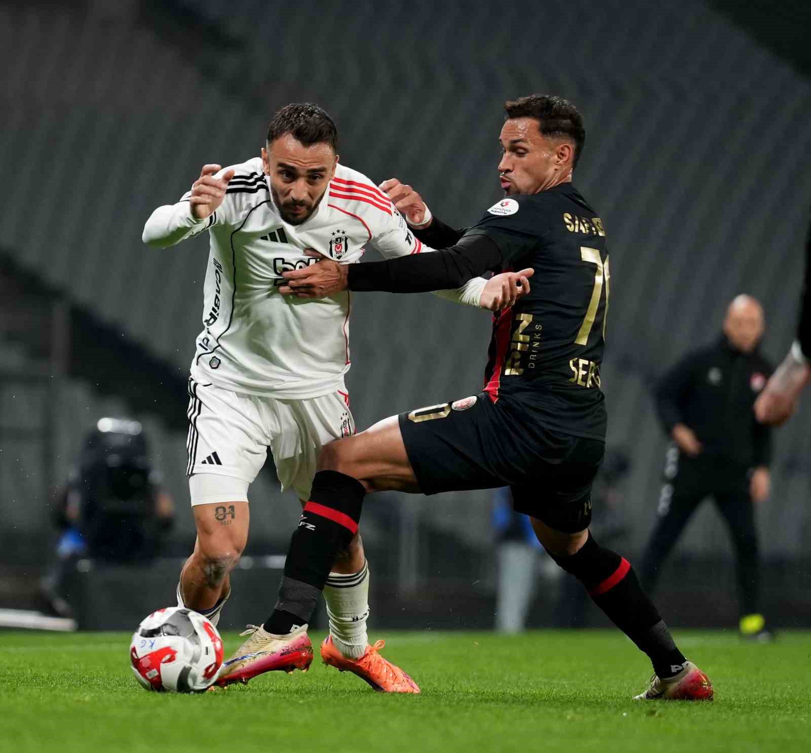 trendyol super lig fatih karagumruk 0 besiktas 1 ilk yari 1 ZjHWR6N3