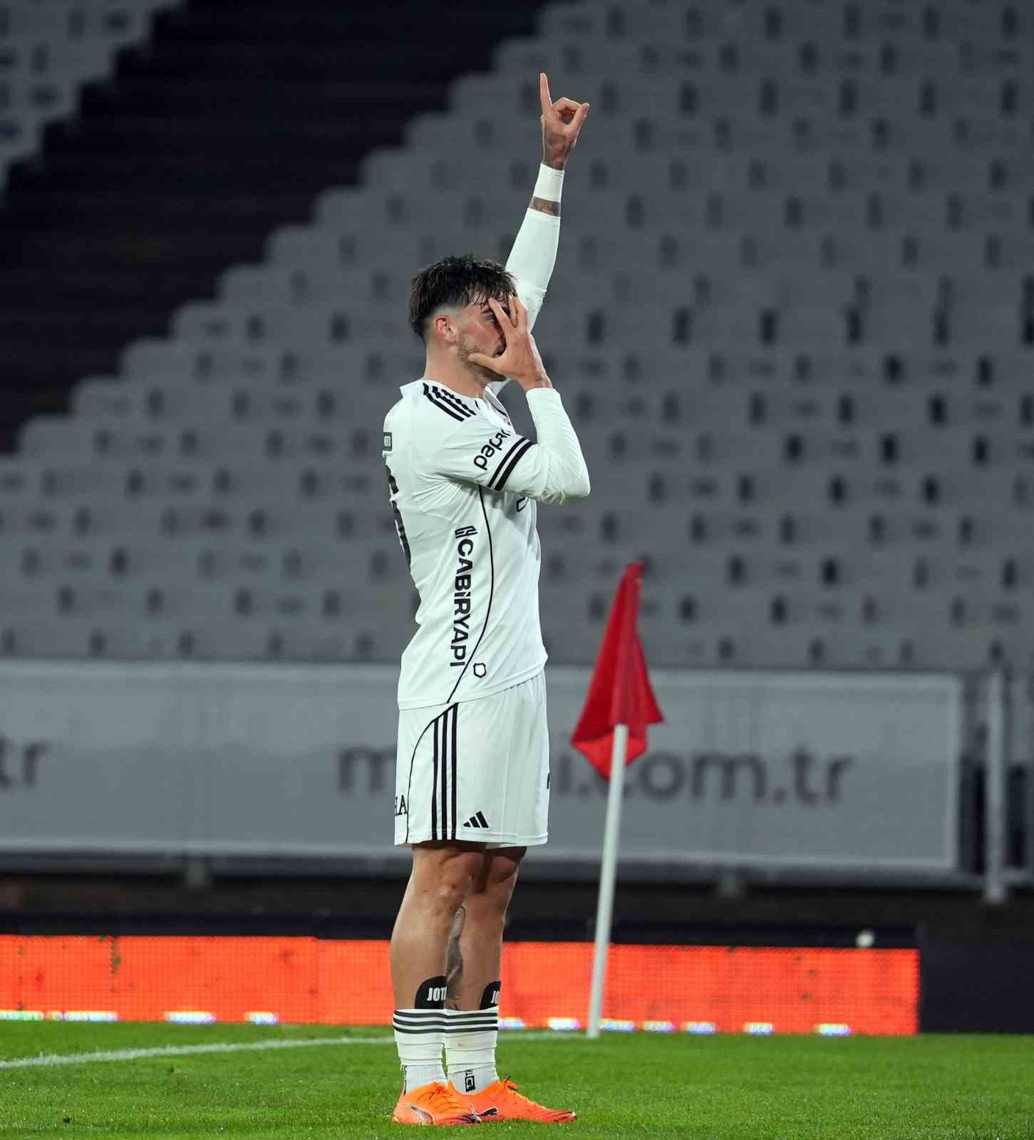 trendyol super lig fatih karagumruk 0 besiktas 1 ilk yari 21