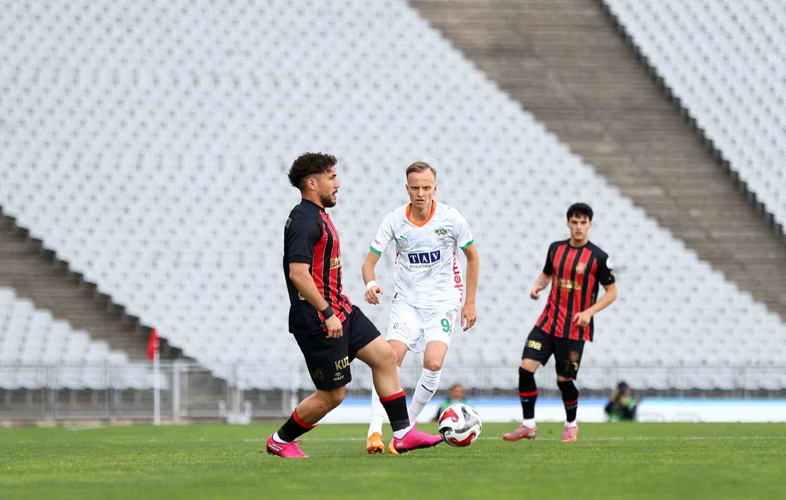 trendyol super lig fatih karagumruk 0 corendon alanyaspor 0 mac devam ediyor 0