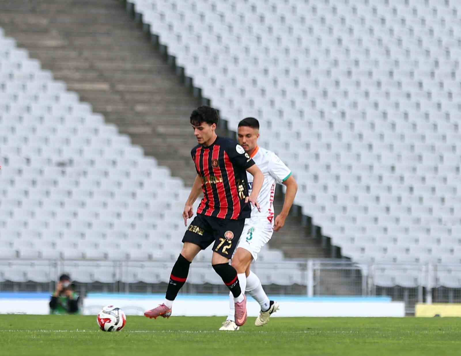trendyol super lig fatih karagumruk 0 corendon alanyaspor 0 mac devam ediyor 5 lplzR65i