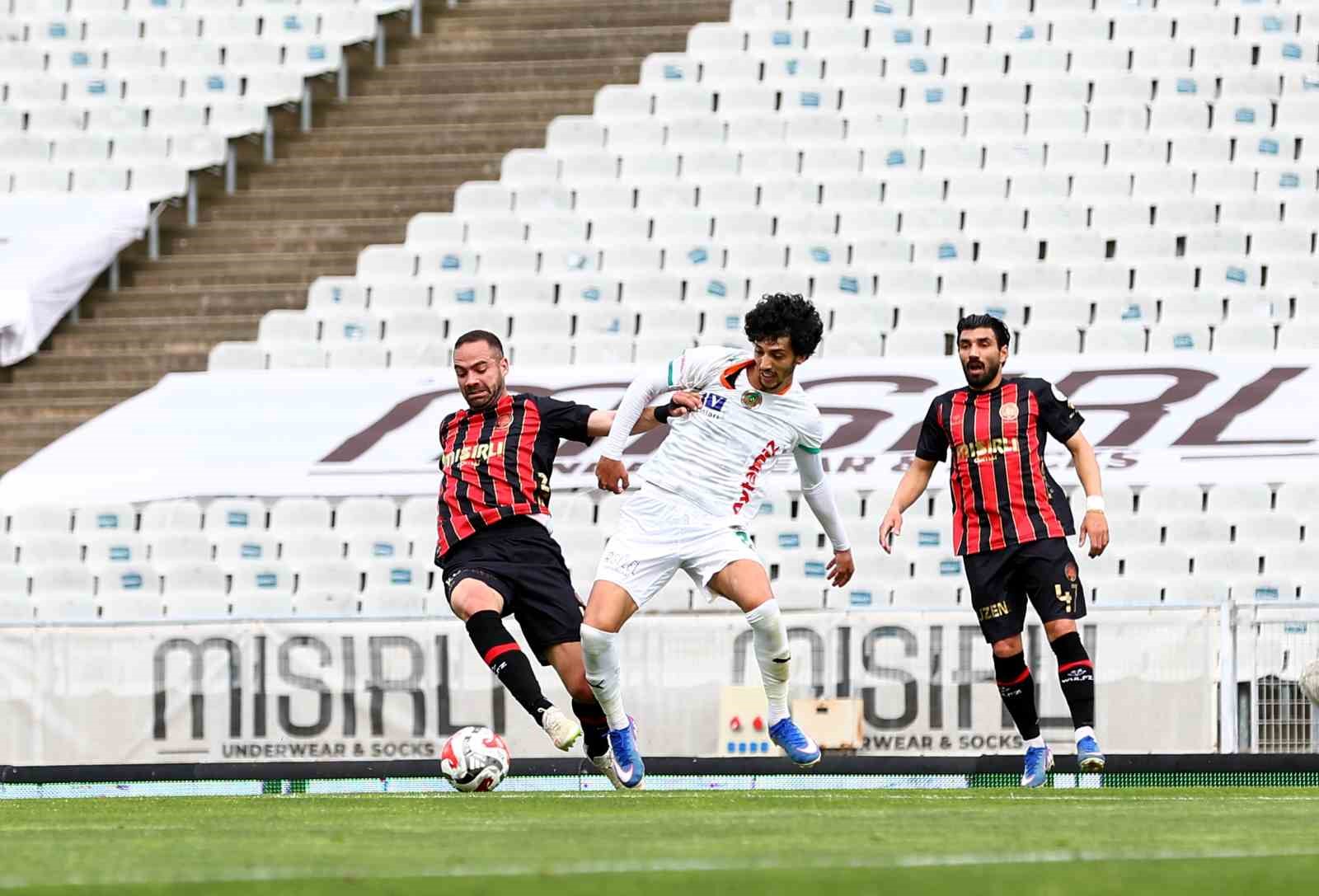 trendyol super lig fatih karagumruk 0 corendon alanyaspor 1 ilk yari 0 28qUaJ5T