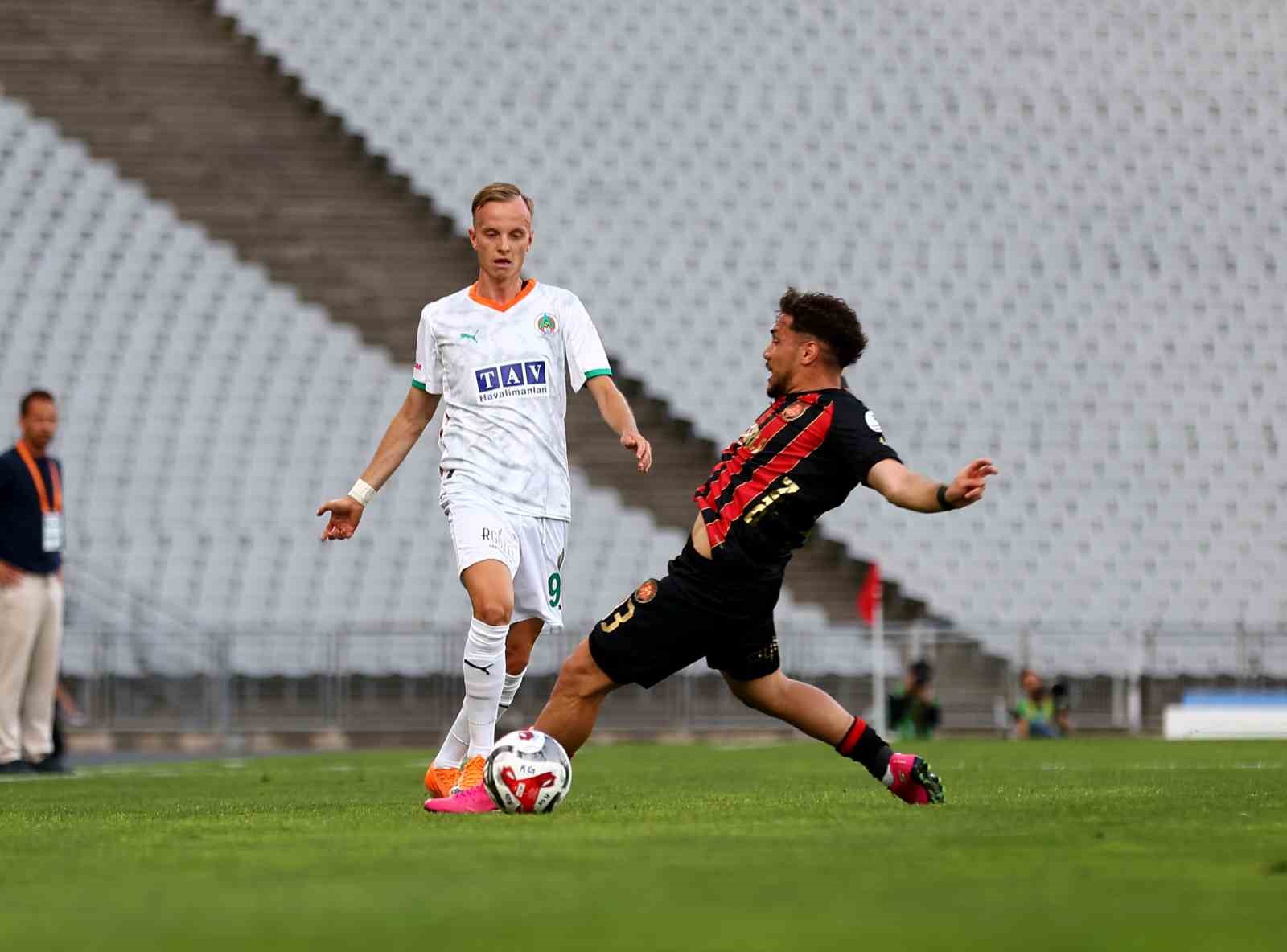 trendyol super lig fatih karagumruk 0 corendon alanyaspor 1 ilk yari 10