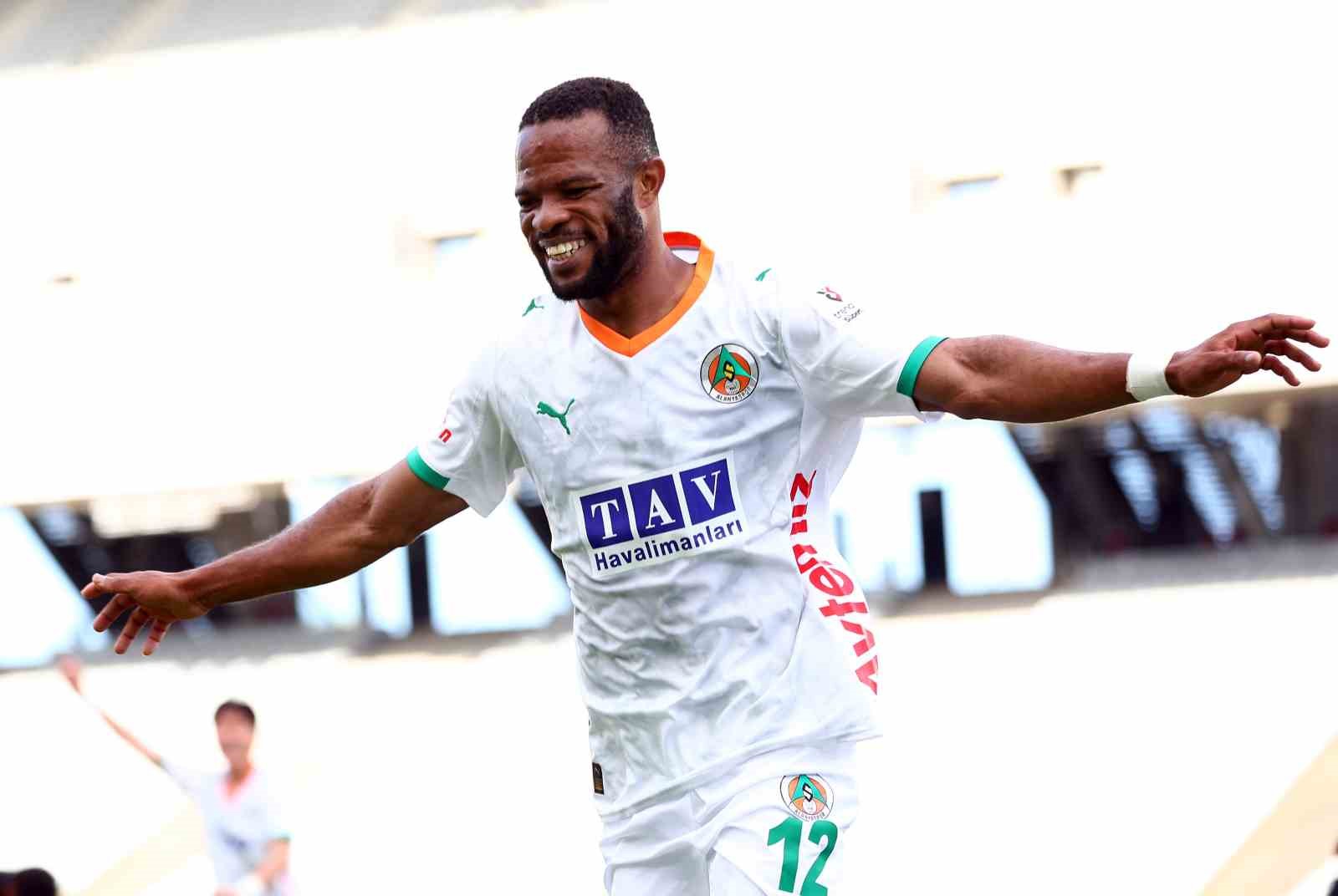 trendyol super lig fatih karagumruk 0 corendon alanyaspor 1 ilk yari 3 WyYjHwtL